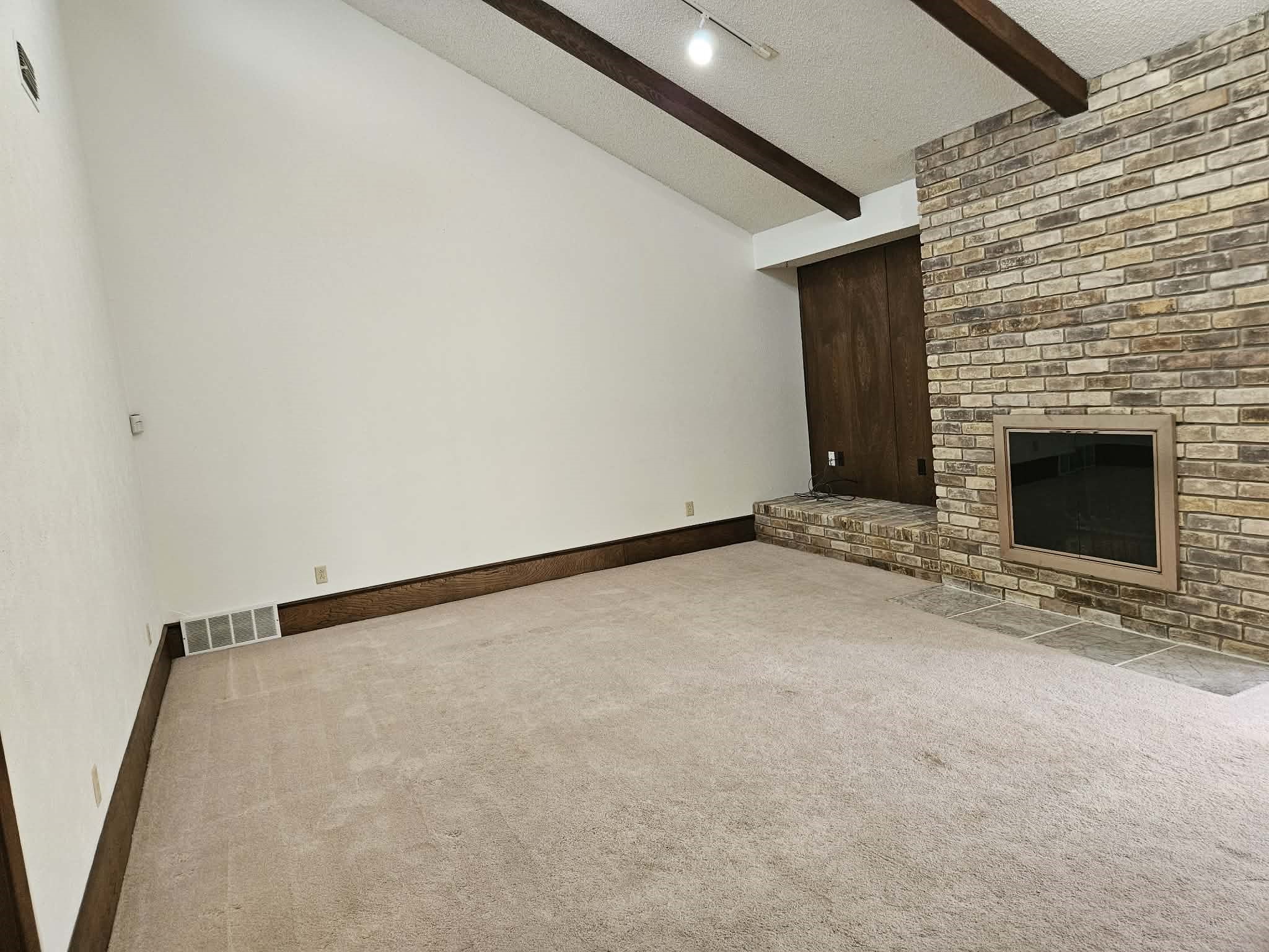 3921 Whiterock Trail Garland TX 75043
