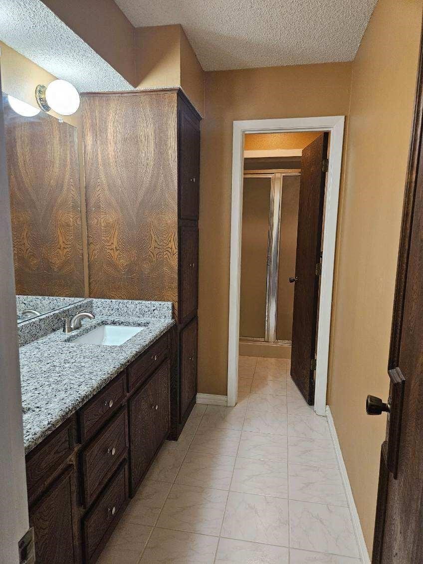 3921 Whiterock Trail Garland TX 75043
