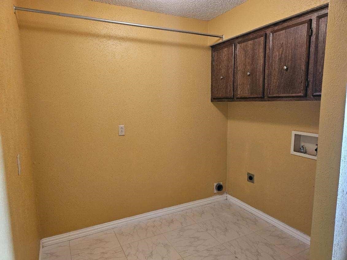 3921 Whiterock Trail Garland TX 75043
