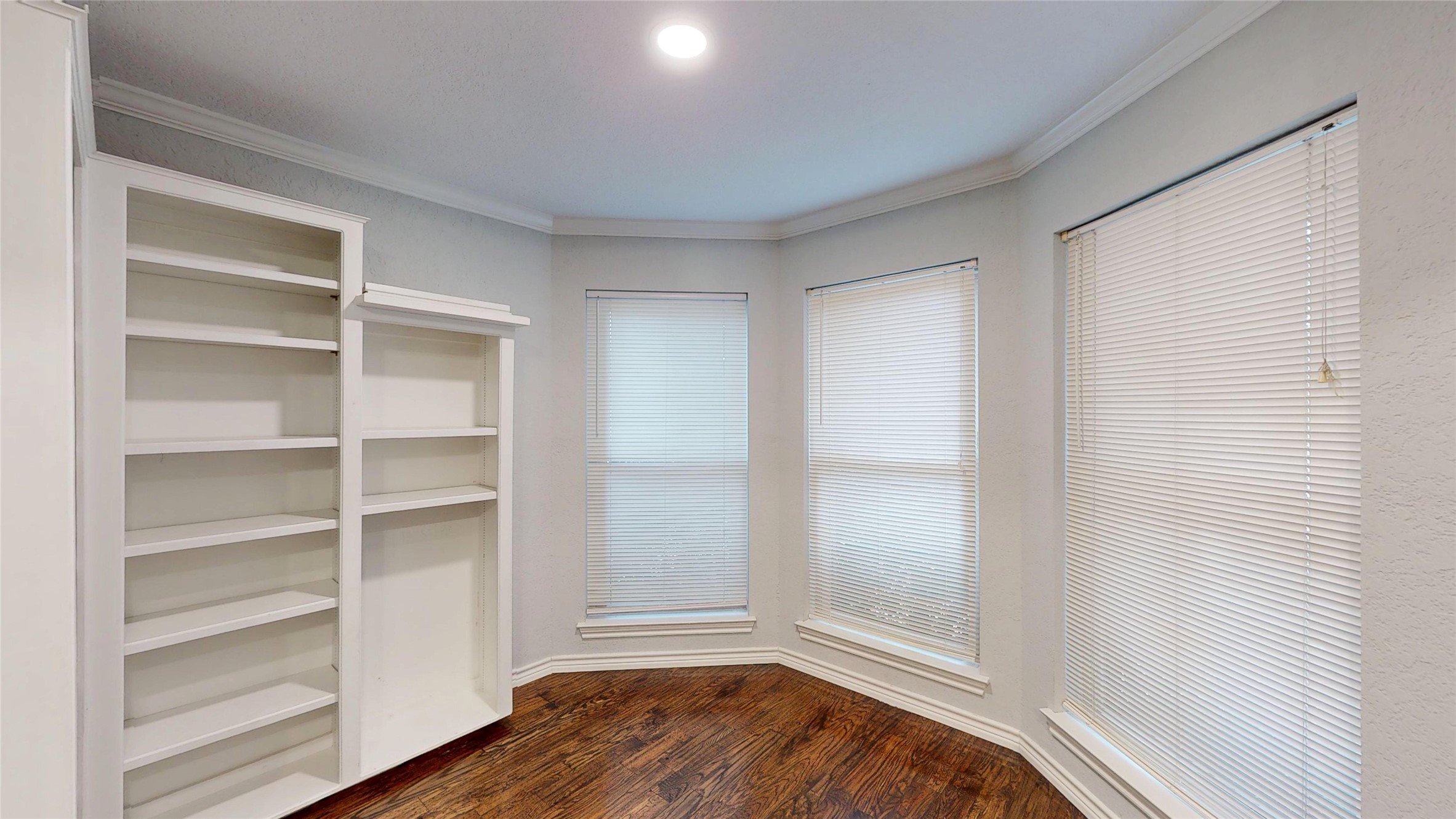 3713 Teal Lane Bedford TX 76021