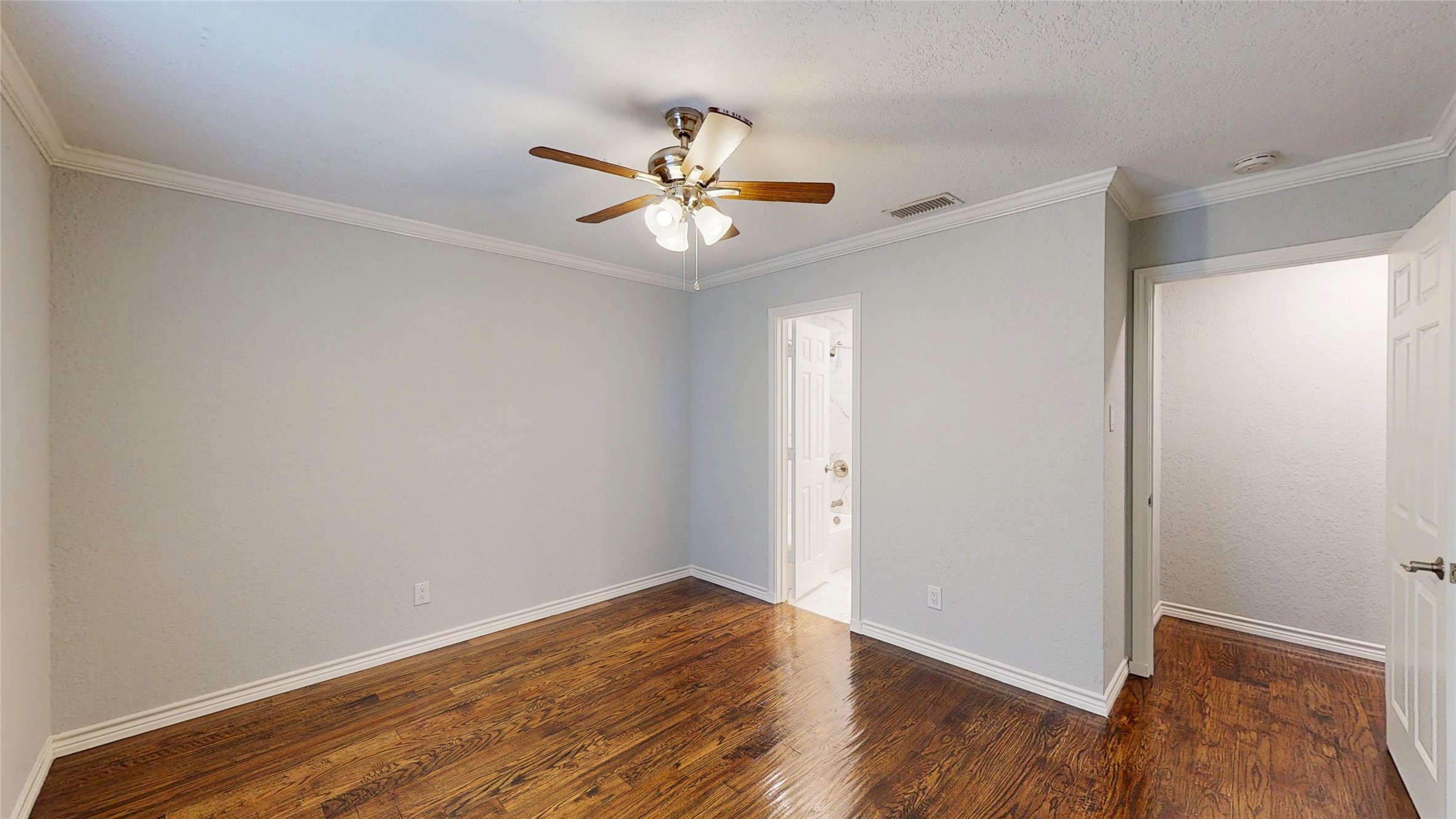 3713 Teal Lane Bedford TX 76021