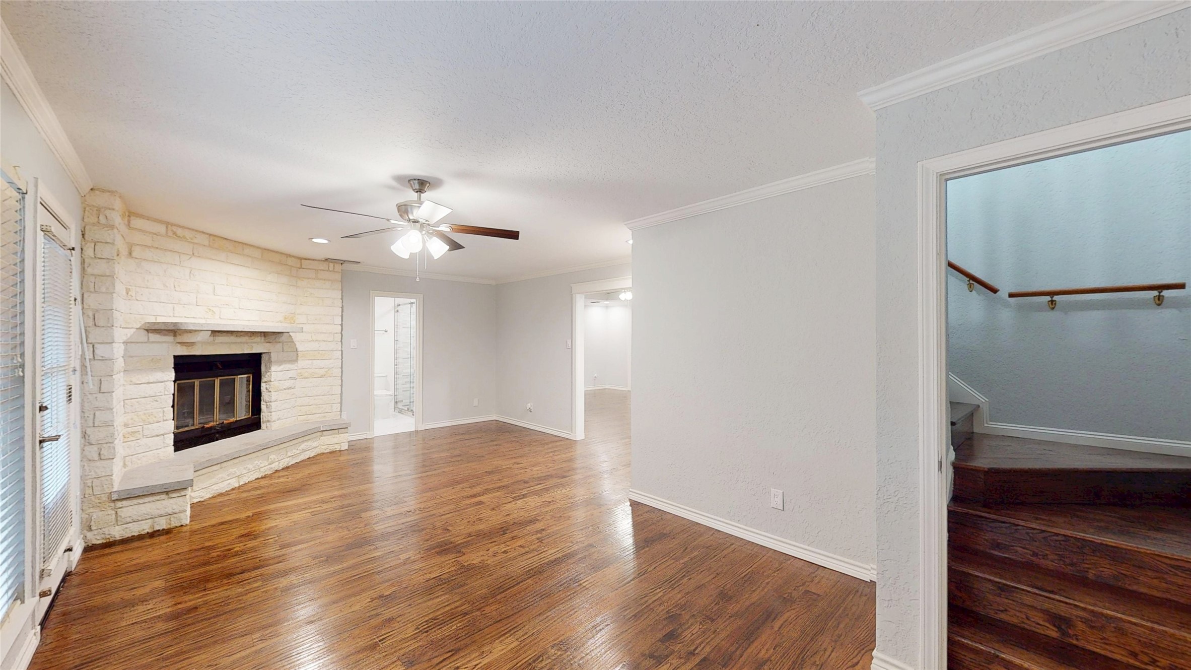 3713 Teal Lane Bedford TX 76021