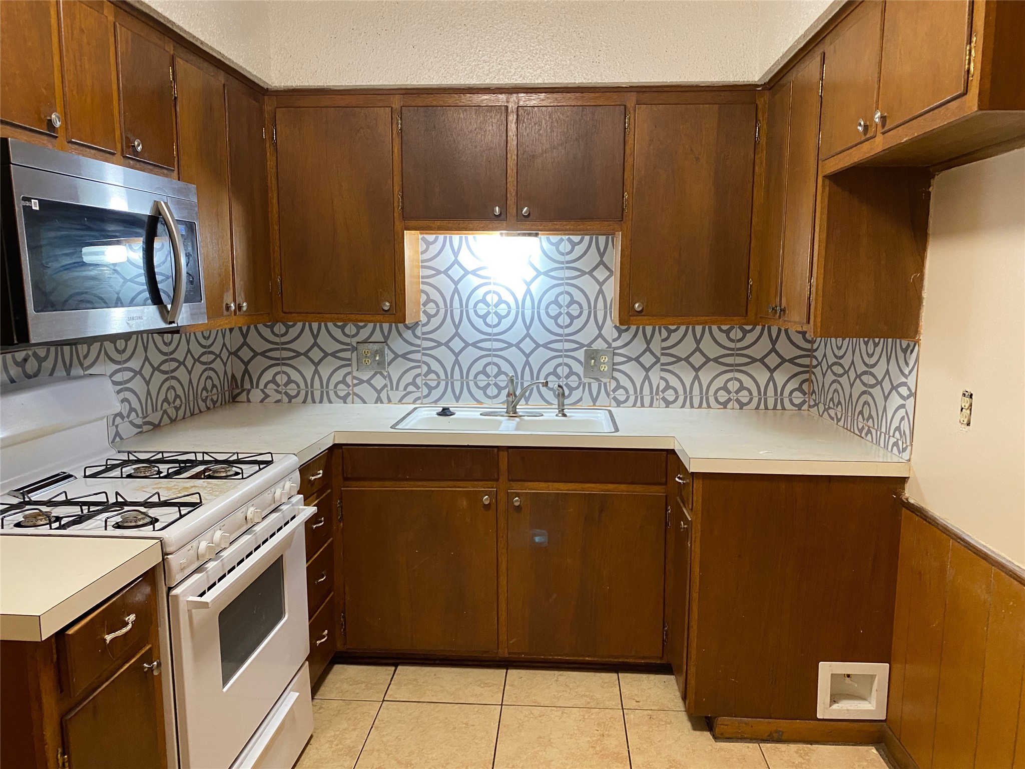 1615 N Alexander Street Sherman TX 75092