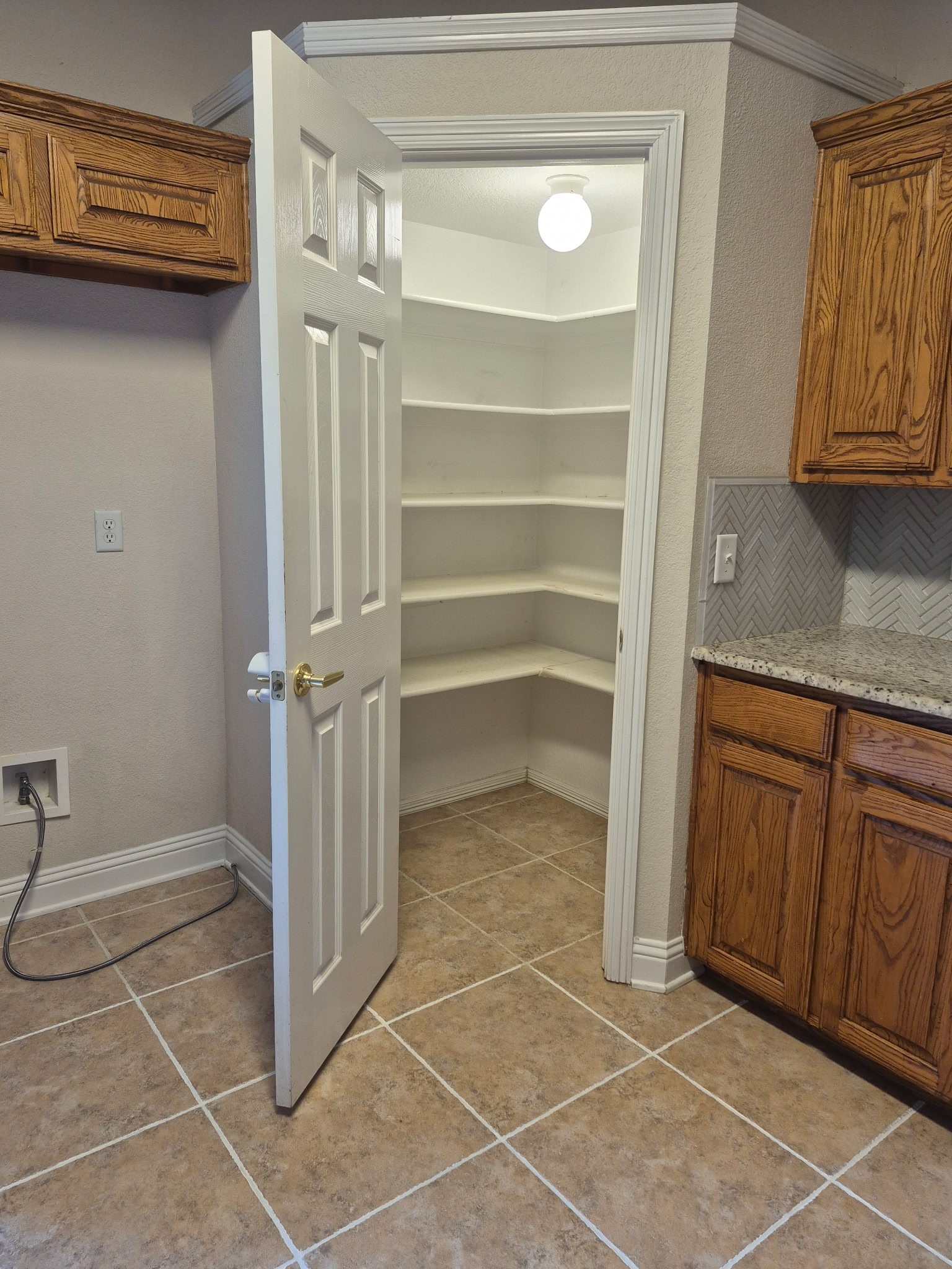 7205 Hogan Drive Benbrook TX 76126