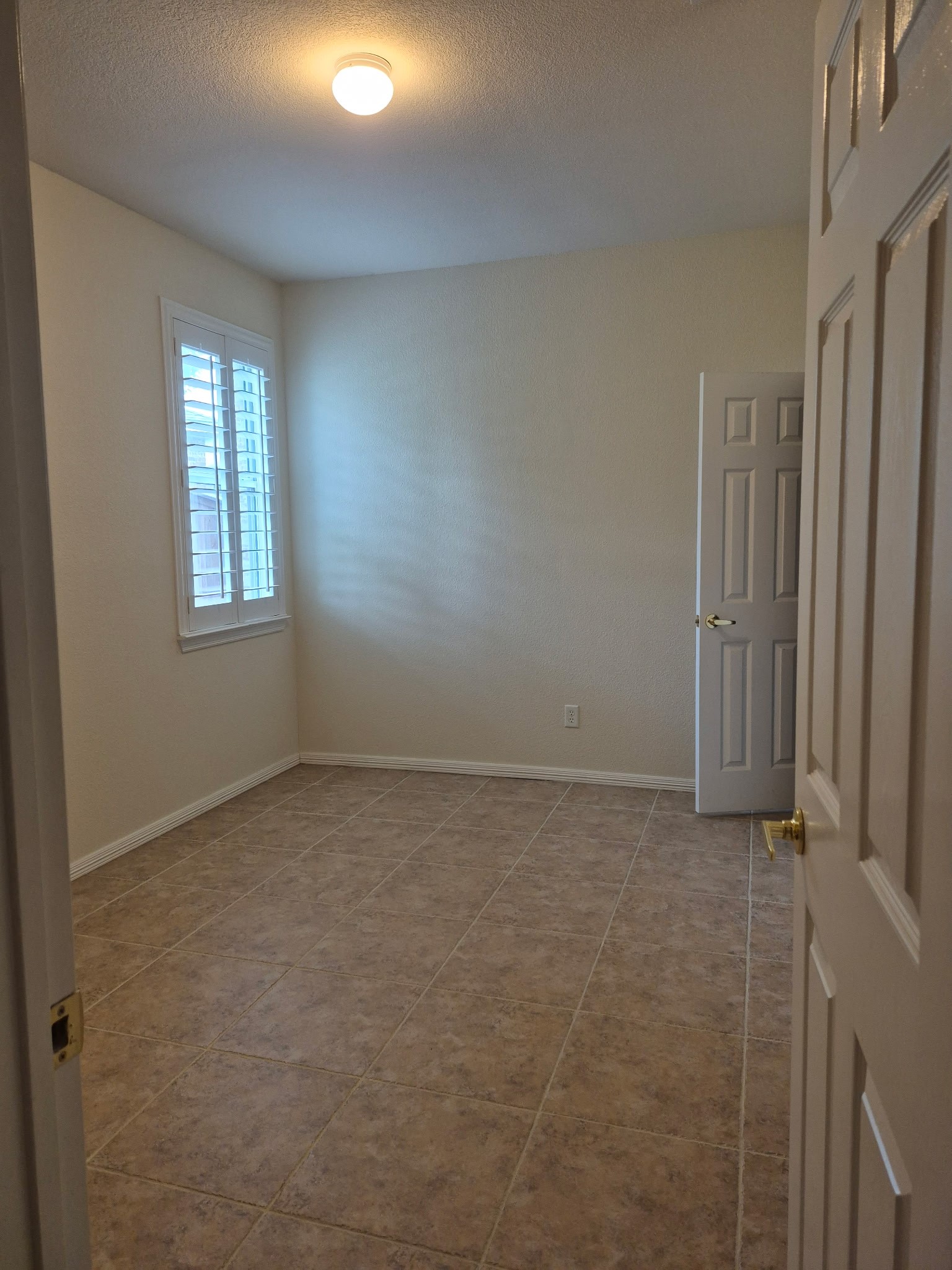 7205 Hogan Drive Benbrook TX 76126