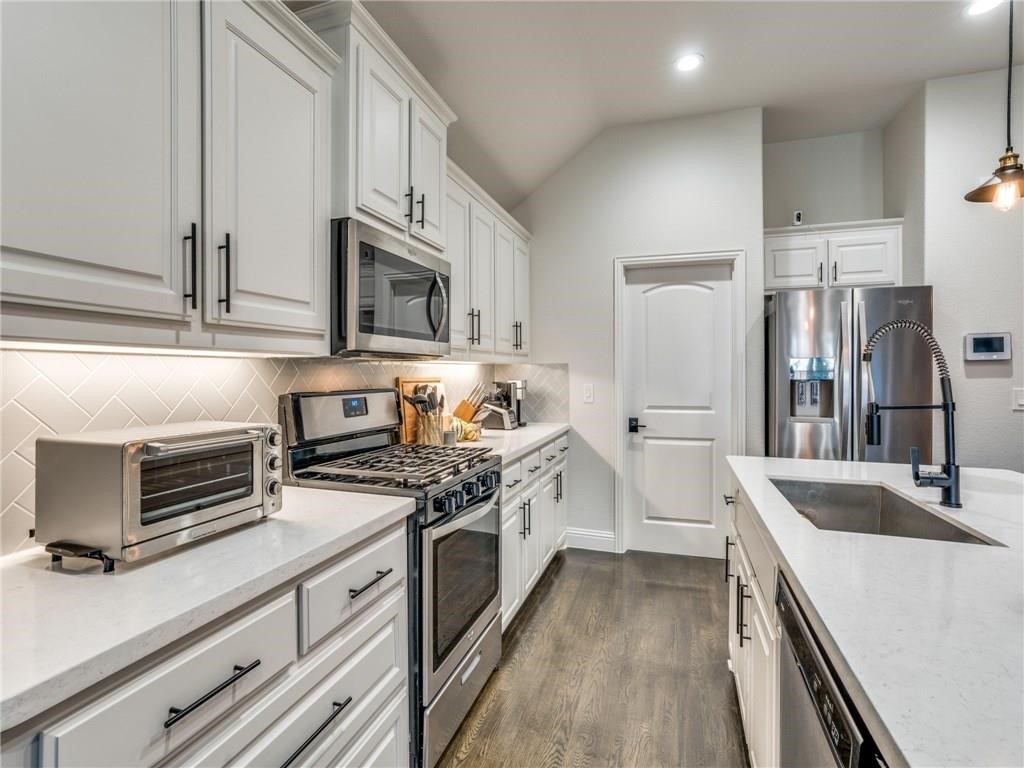 5517 Holloway Hill Mckinney TX 75070