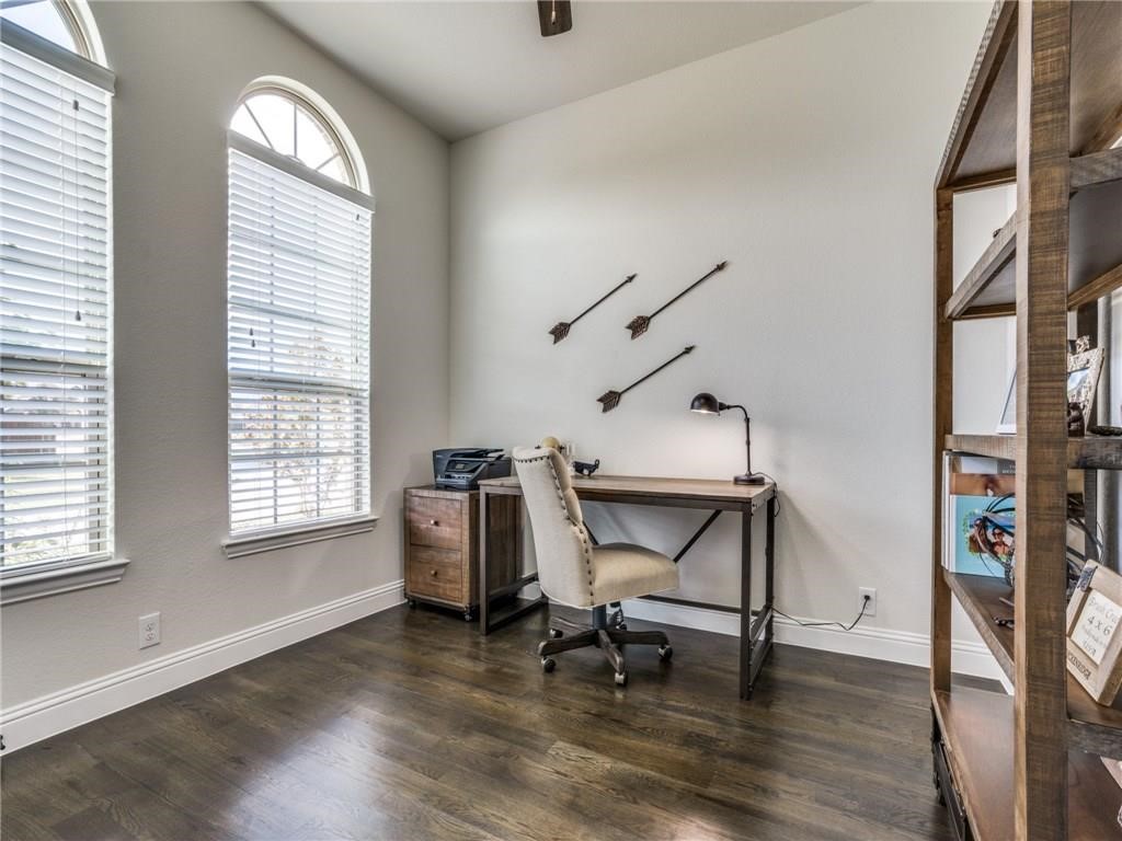 5517 Holloway Hill Mckinney TX 75070