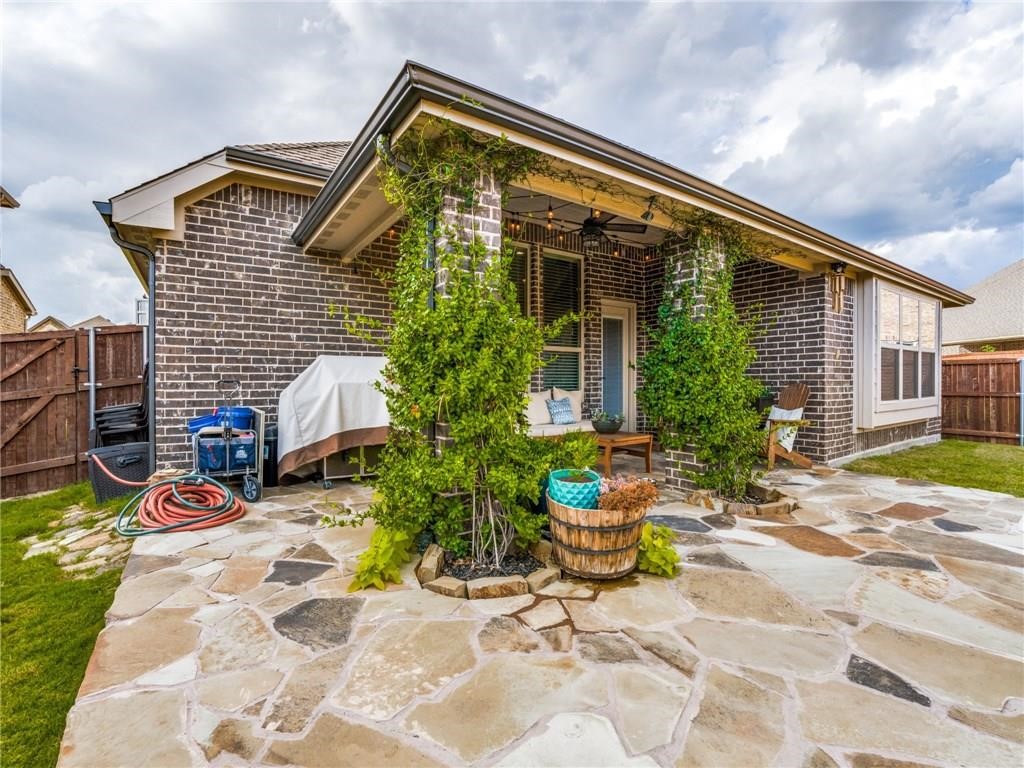5517 Holloway Hill Mckinney TX 75070