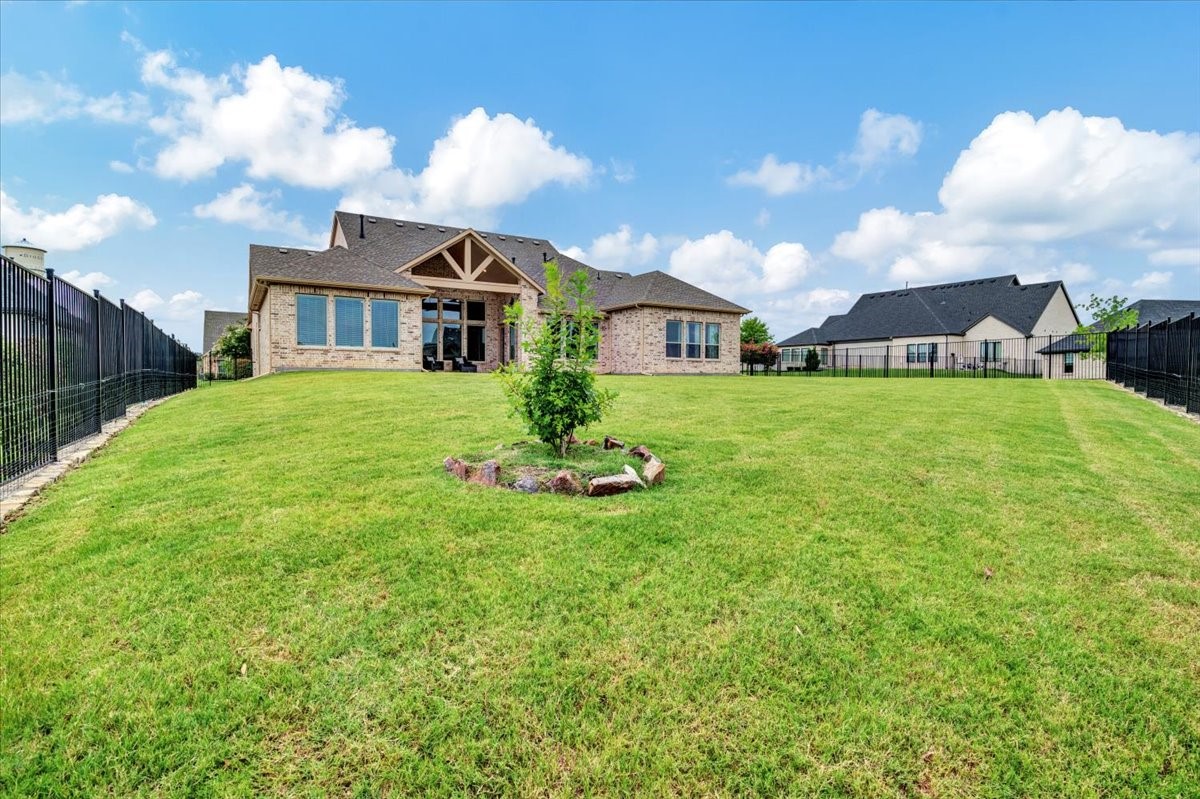 625 Lakeshore Boulevard Lucas TX 75002