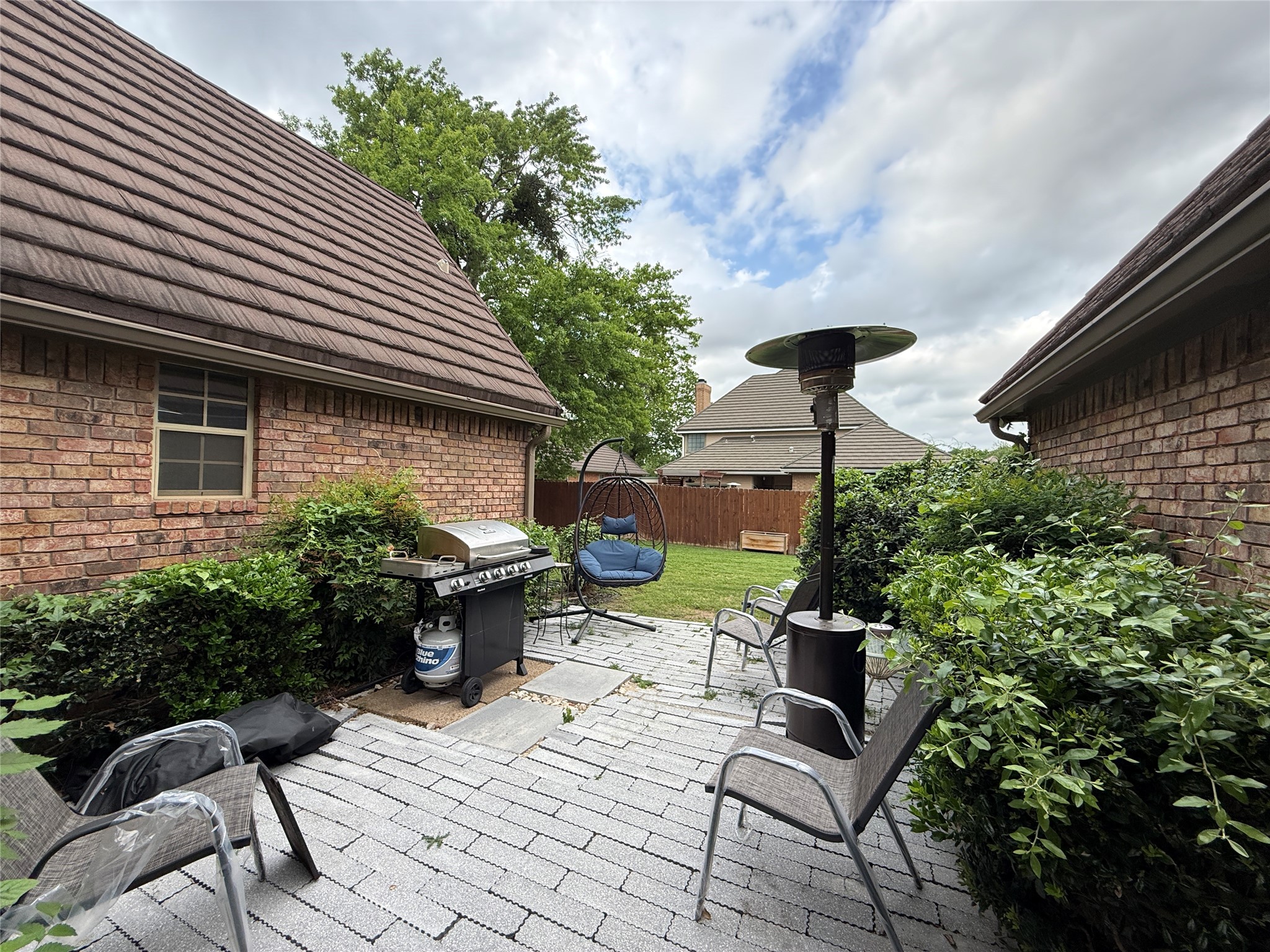 500 Evergreen Drive Hurst TX 76054