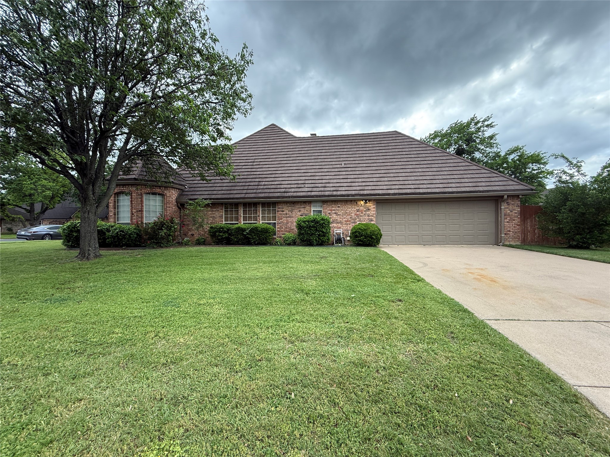 500 Evergreen Drive Hurst TX 76054