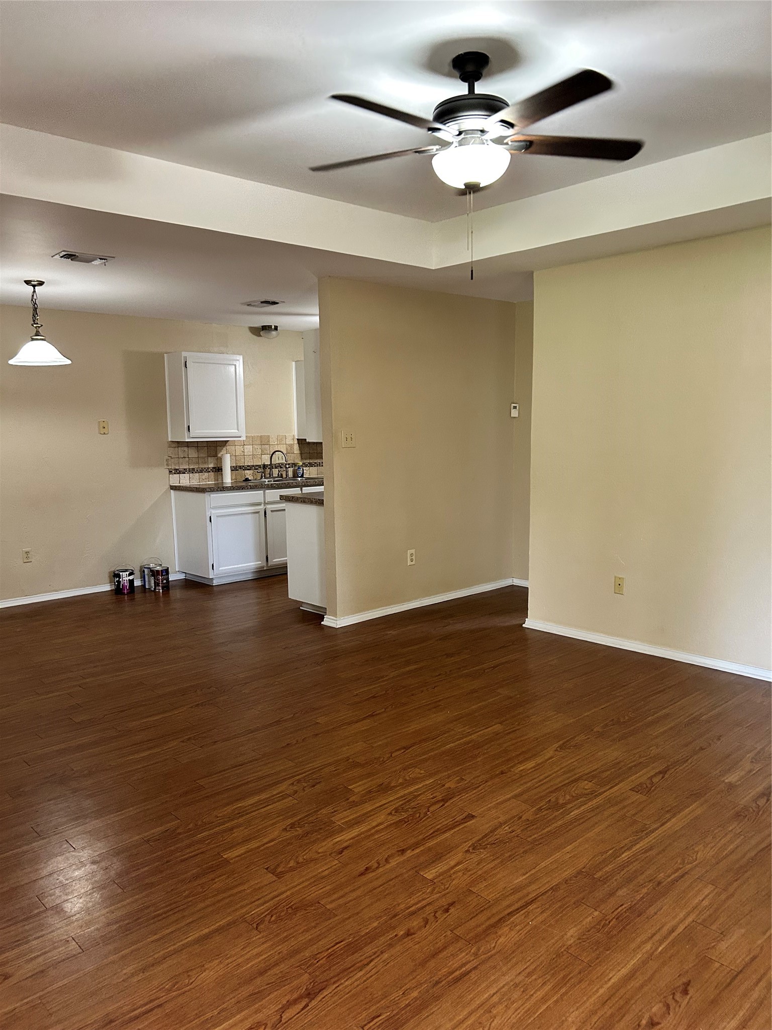 6532 Central Avenue North Richland Hills TX 76182