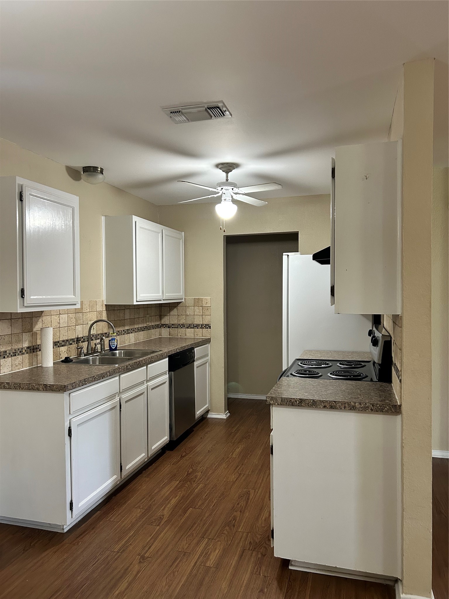 6532 Central Avenue North Richland Hills TX 76182