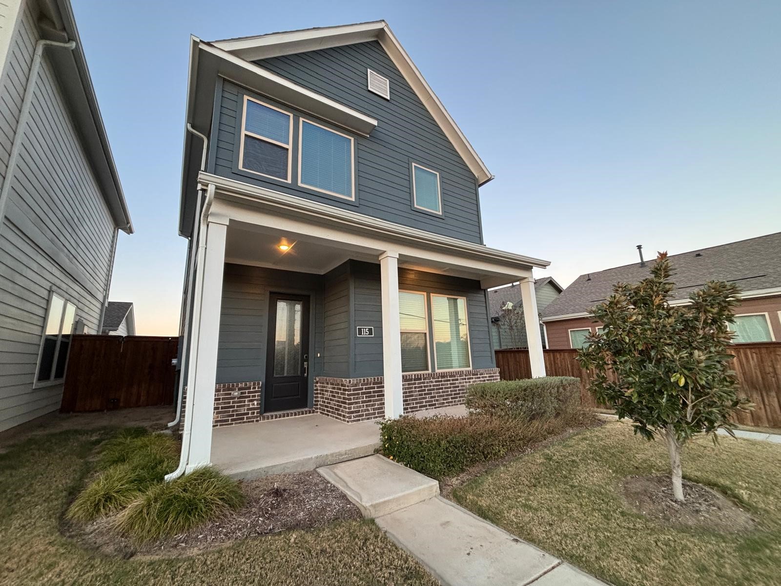 825 W Mayfield Road Arlington TX 76015
