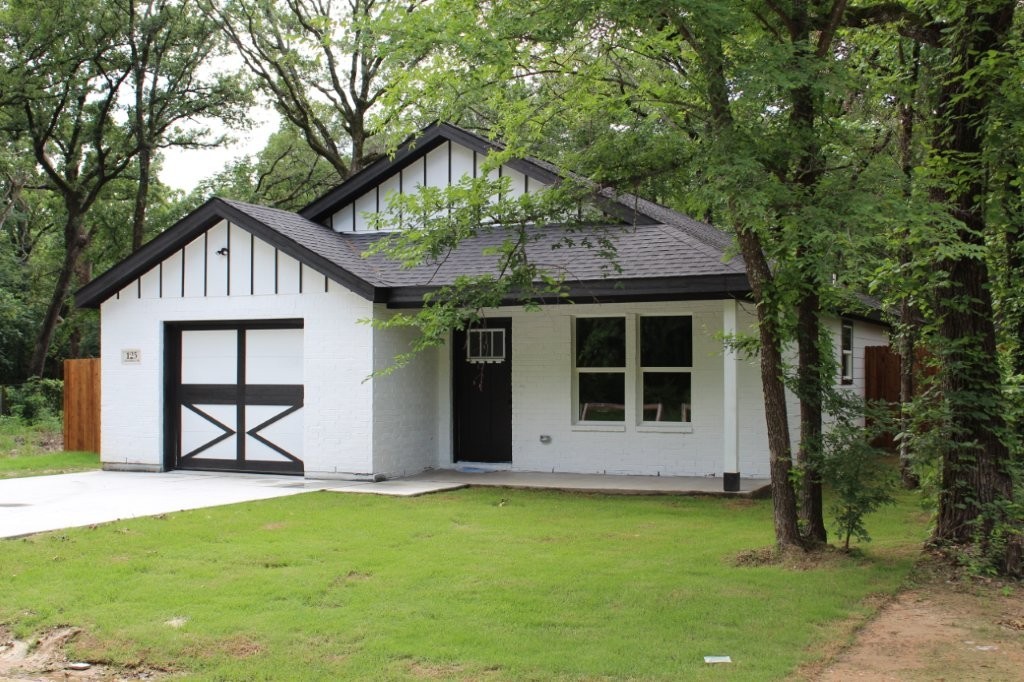 125 Chapperall Drive Mabank TX 75156