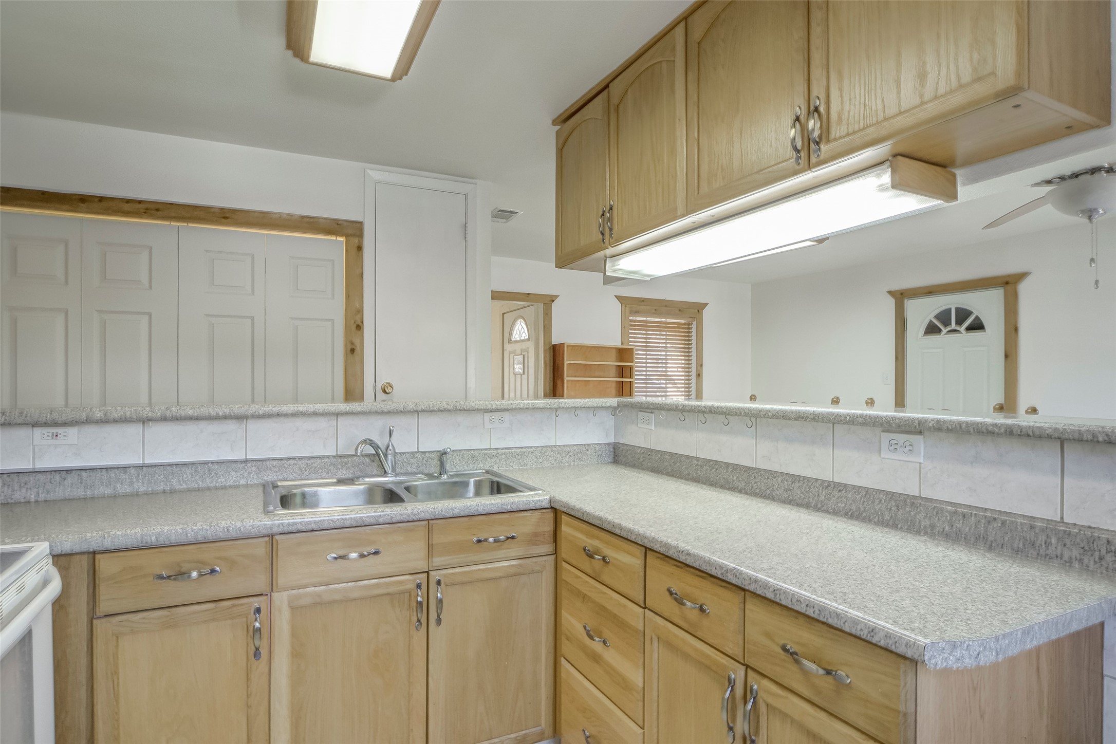 1204 King Drive Bedford TX 76022