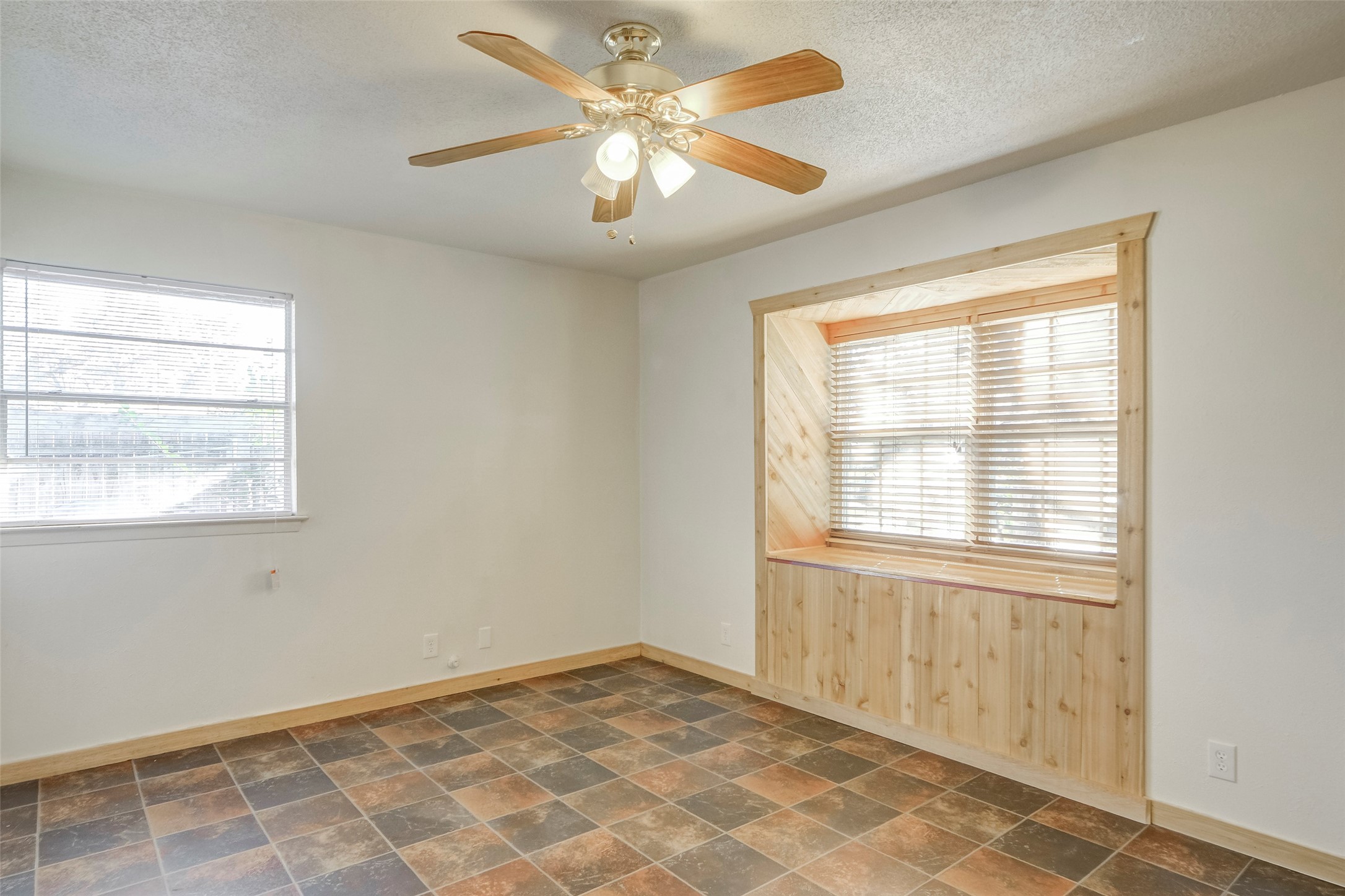 1204 King Drive Bedford TX 76022