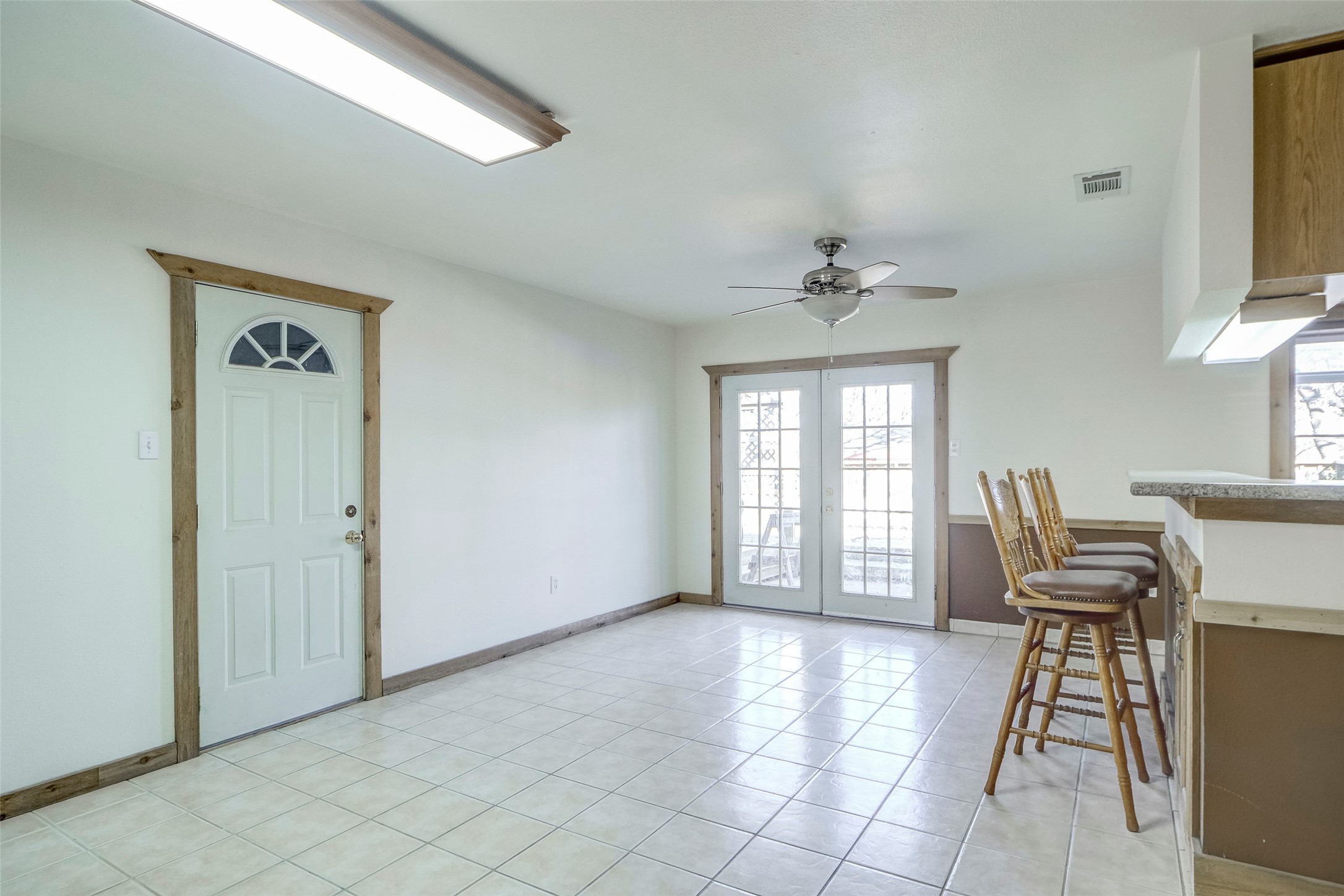1204 King Drive Bedford TX 76022