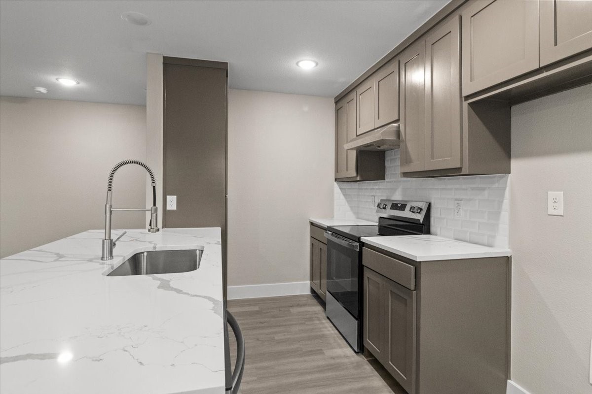 2642 Hutchinson Street Fort Worth TX 76106