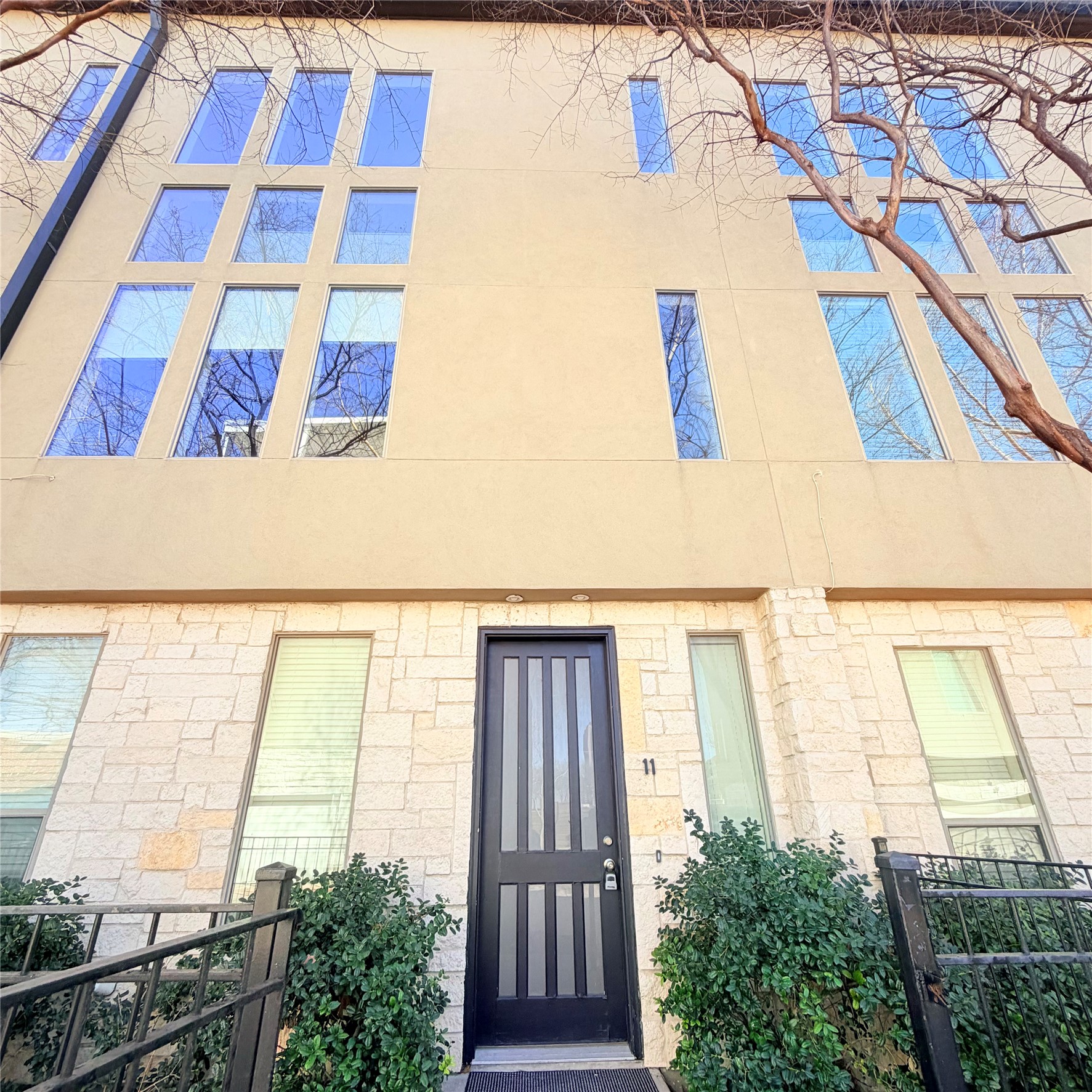 1600 N Haskell Avenue Dallas TX 75204