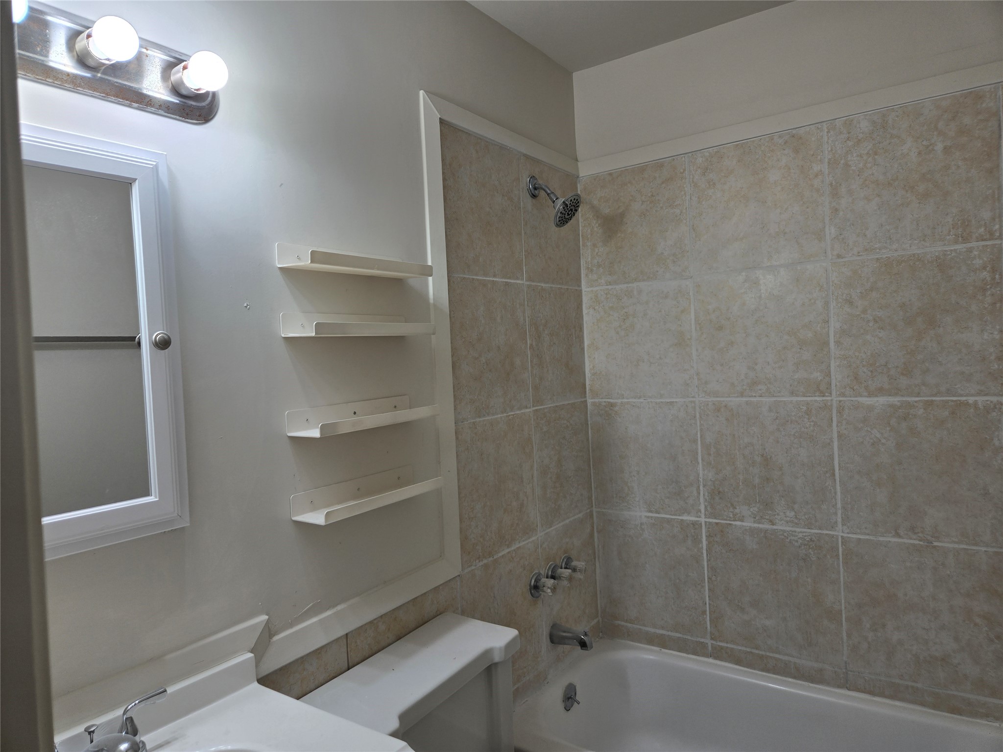 1617 Meridian Way Garland TX 75040