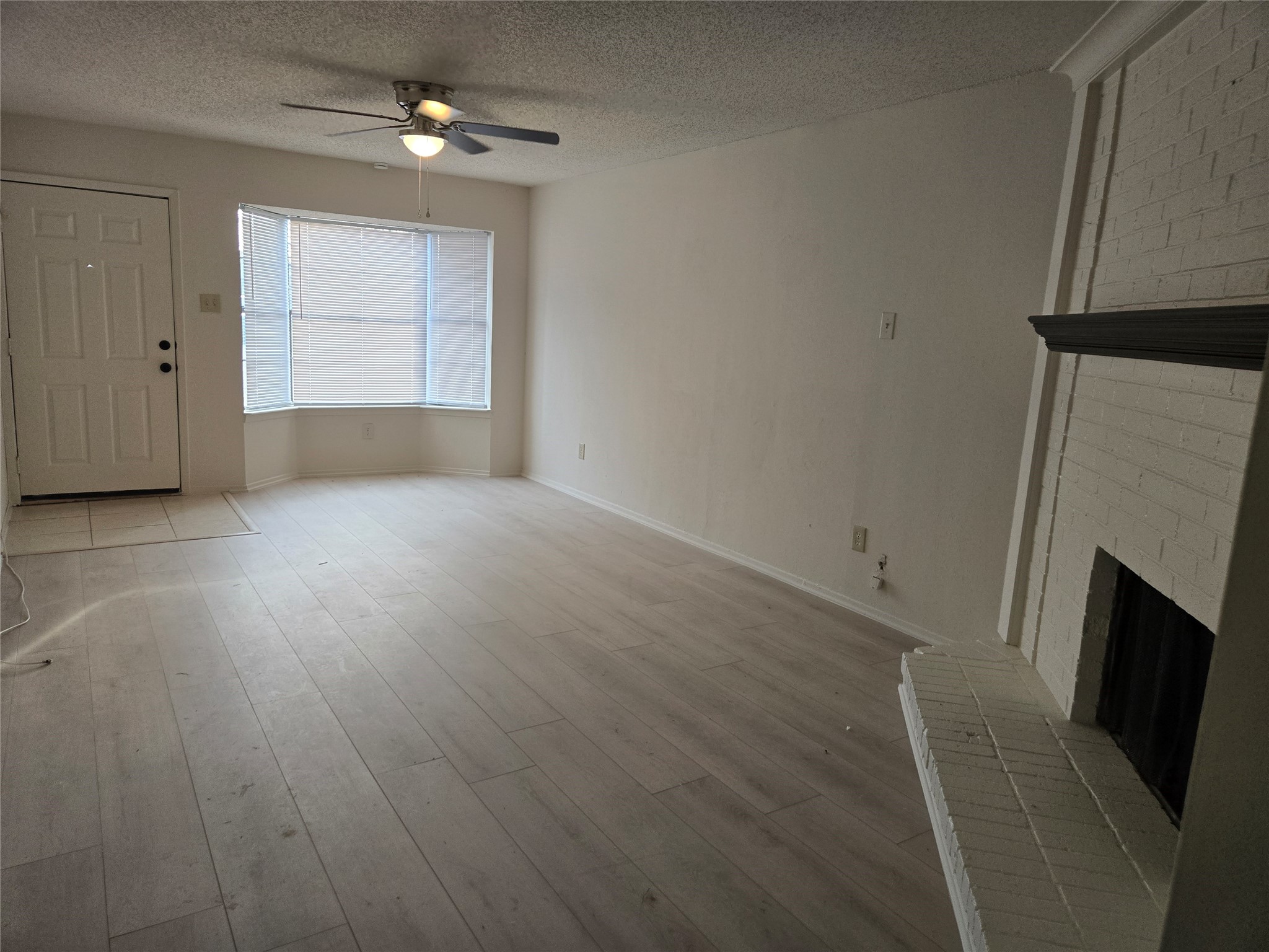 1617 Meridian Way Garland TX 75040
