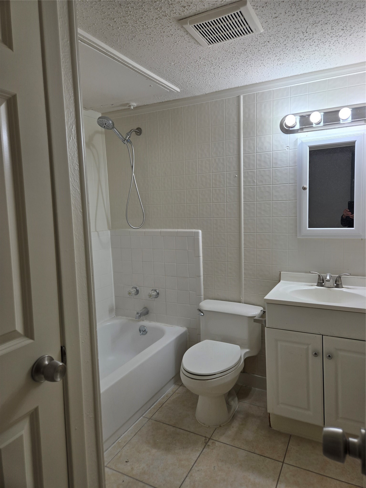 1617 Meridian Way Garland TX 75040