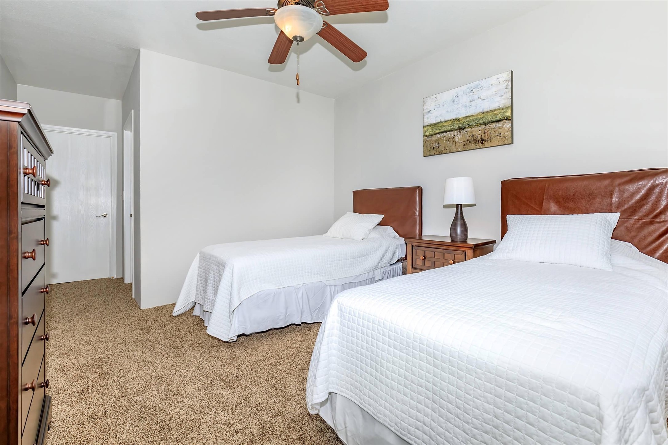 7120/7011 Village Way Houston TX 77087