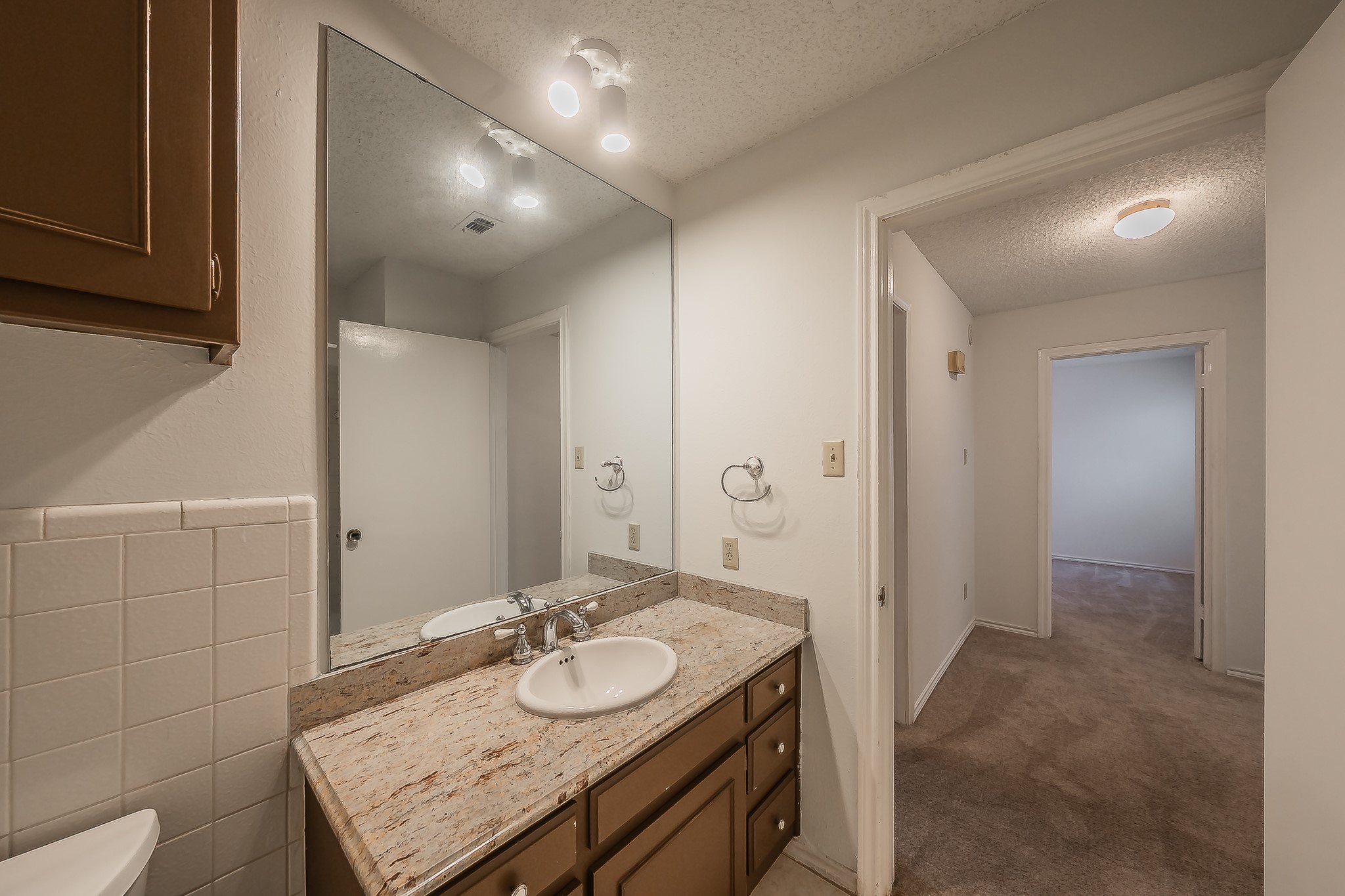 3704 Hulen Park Drive Fort Worth TX 76109