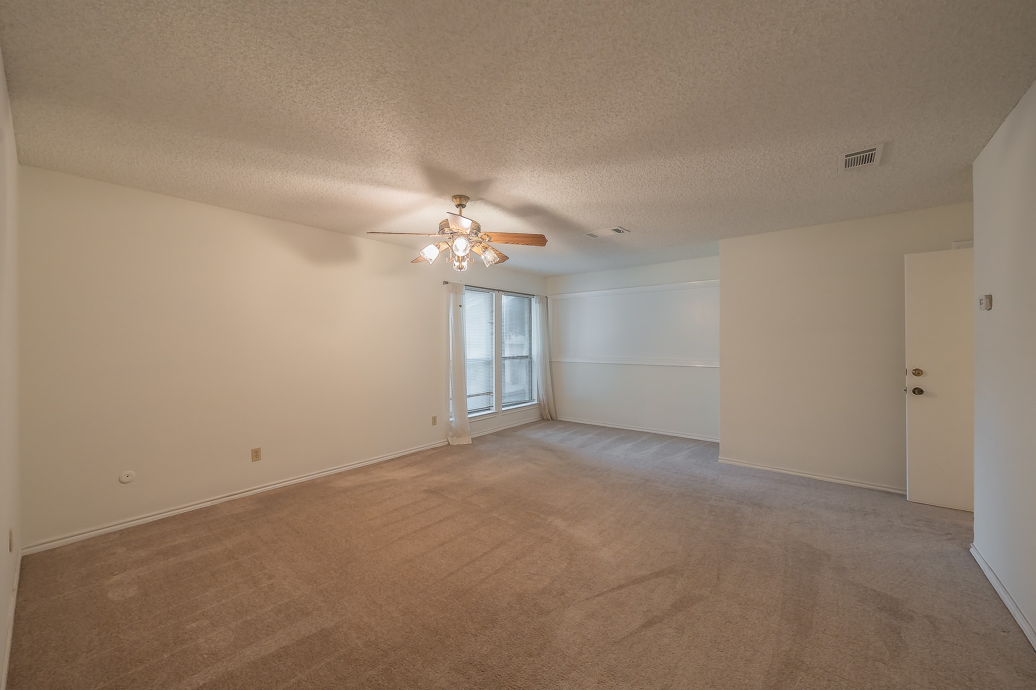 3704 Hulen Park Drive Fort Worth TX 76109