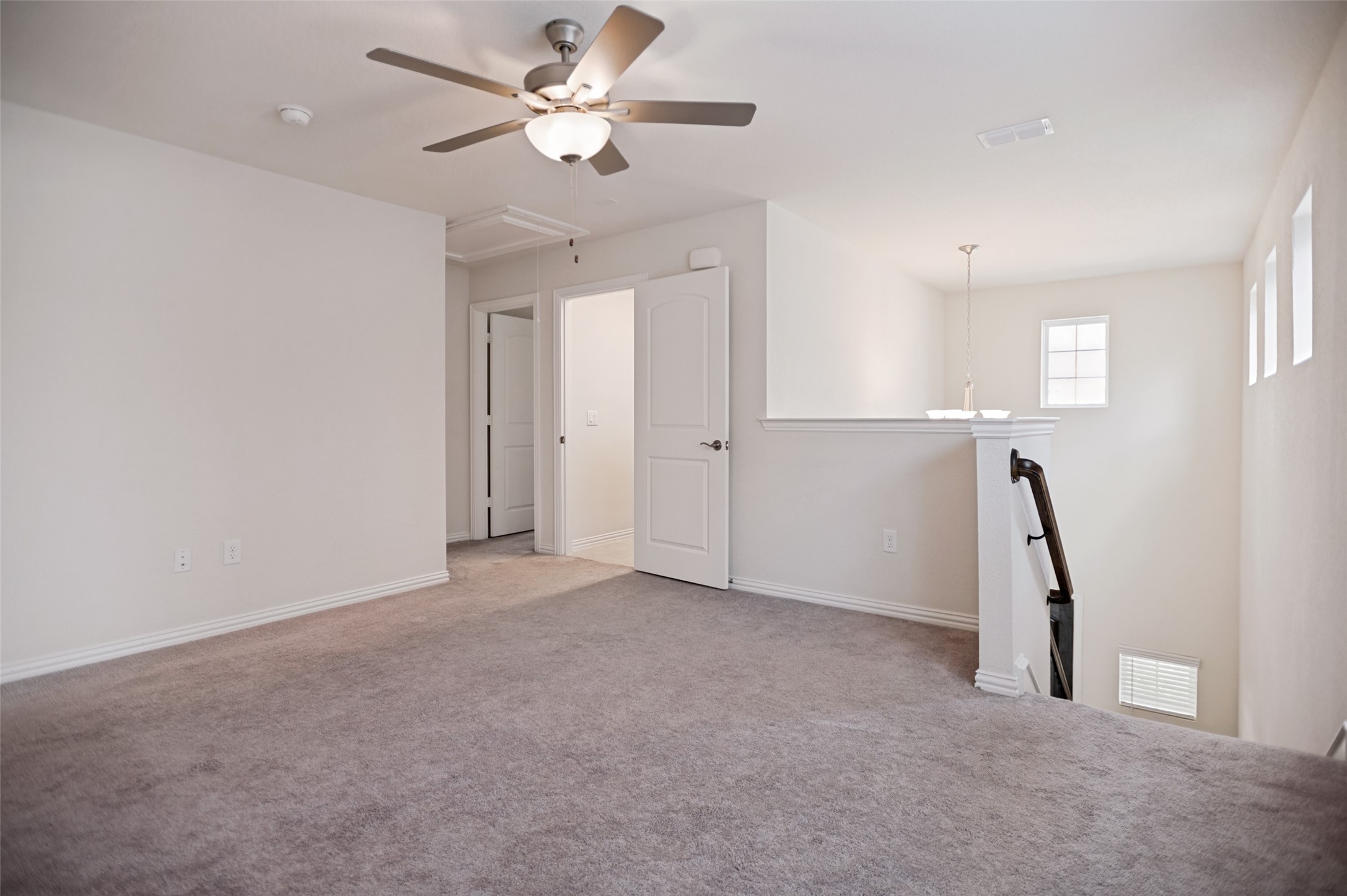 9927 Bates Street Irving TX 75063
