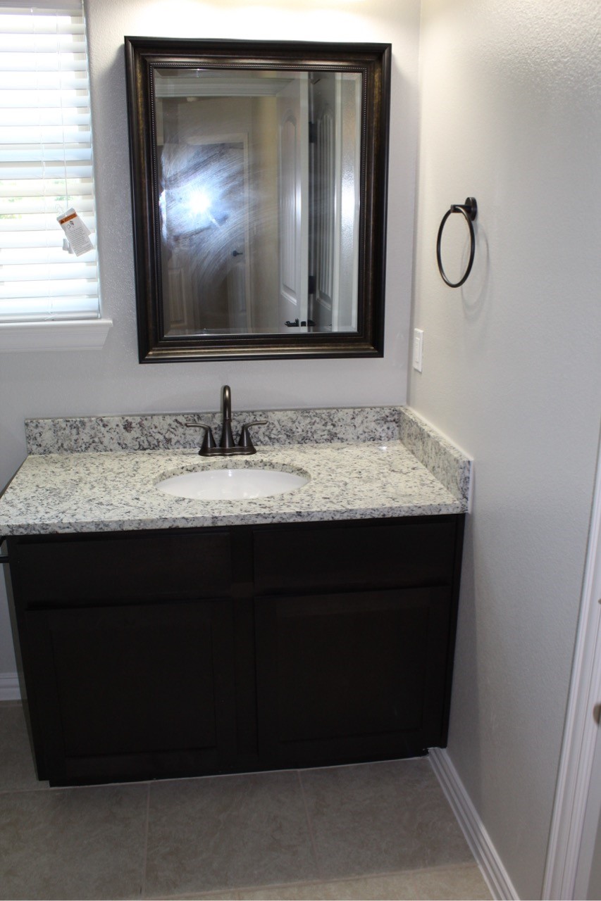 208 W Lake Avenue Sherman TX 75090