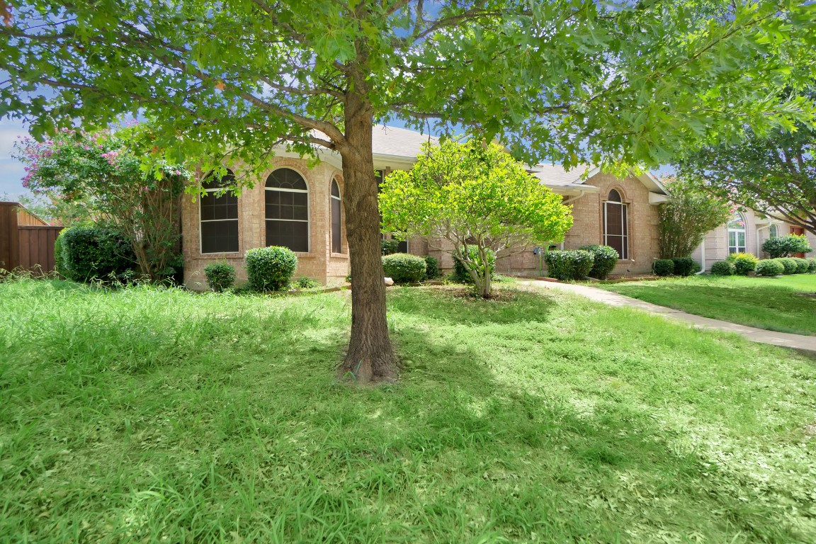 827 Cornell Lane Allen TX 75002