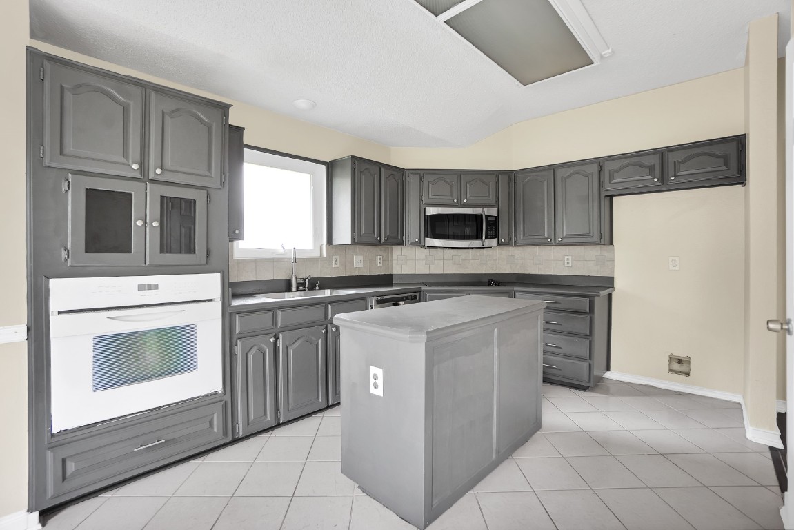 827 Cornell Lane Allen TX 75002
