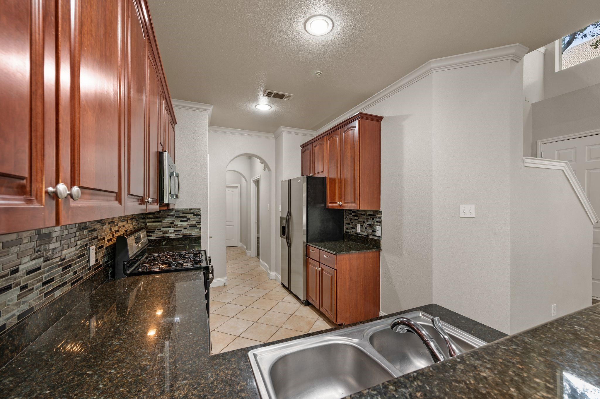 609 Rosemead Drive Euless TX 76039