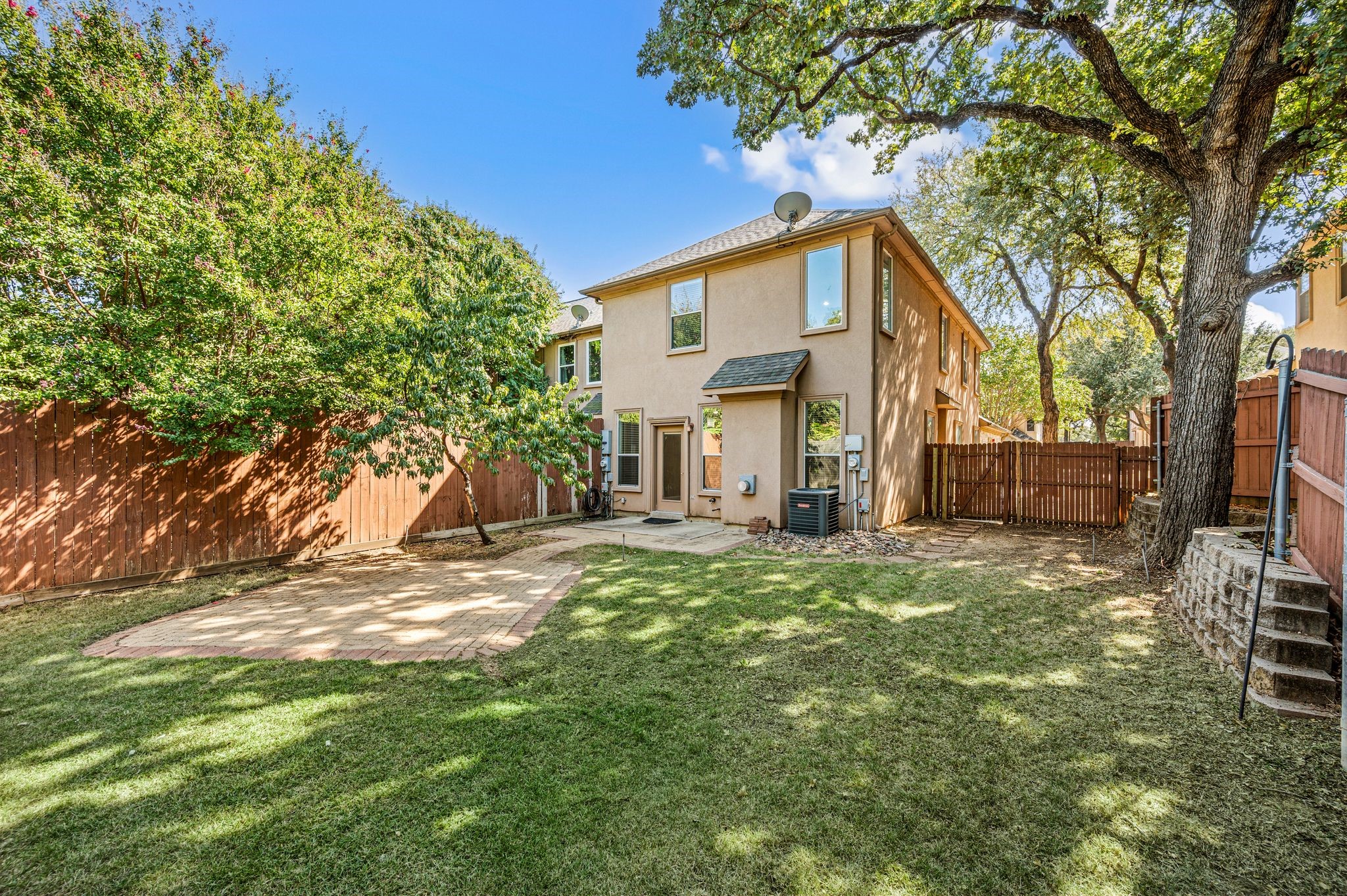 609 Rosemead Drive Euless TX 76039