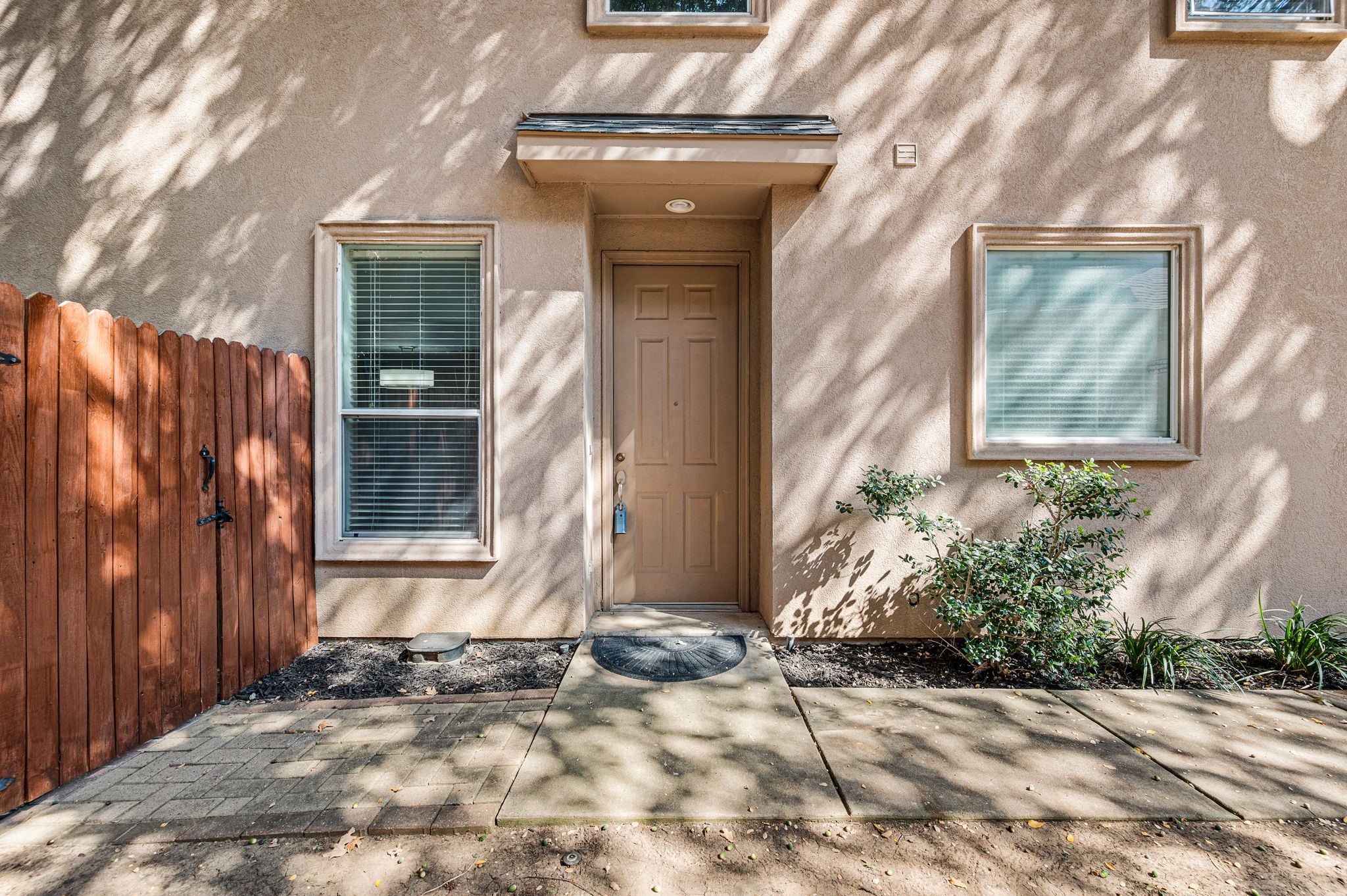 609 Rosemead Drive Euless TX 76039