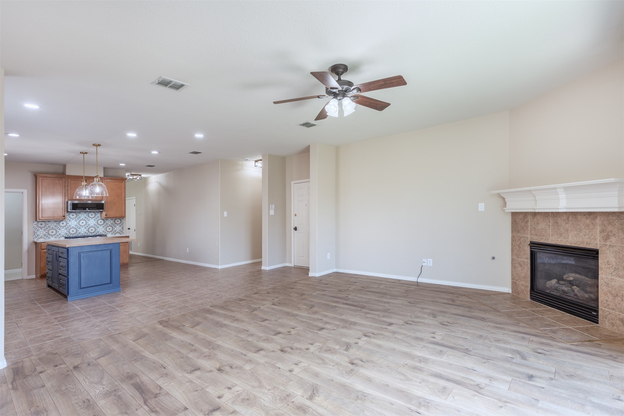 2356 Jaguar Drive Frisco TX 75033