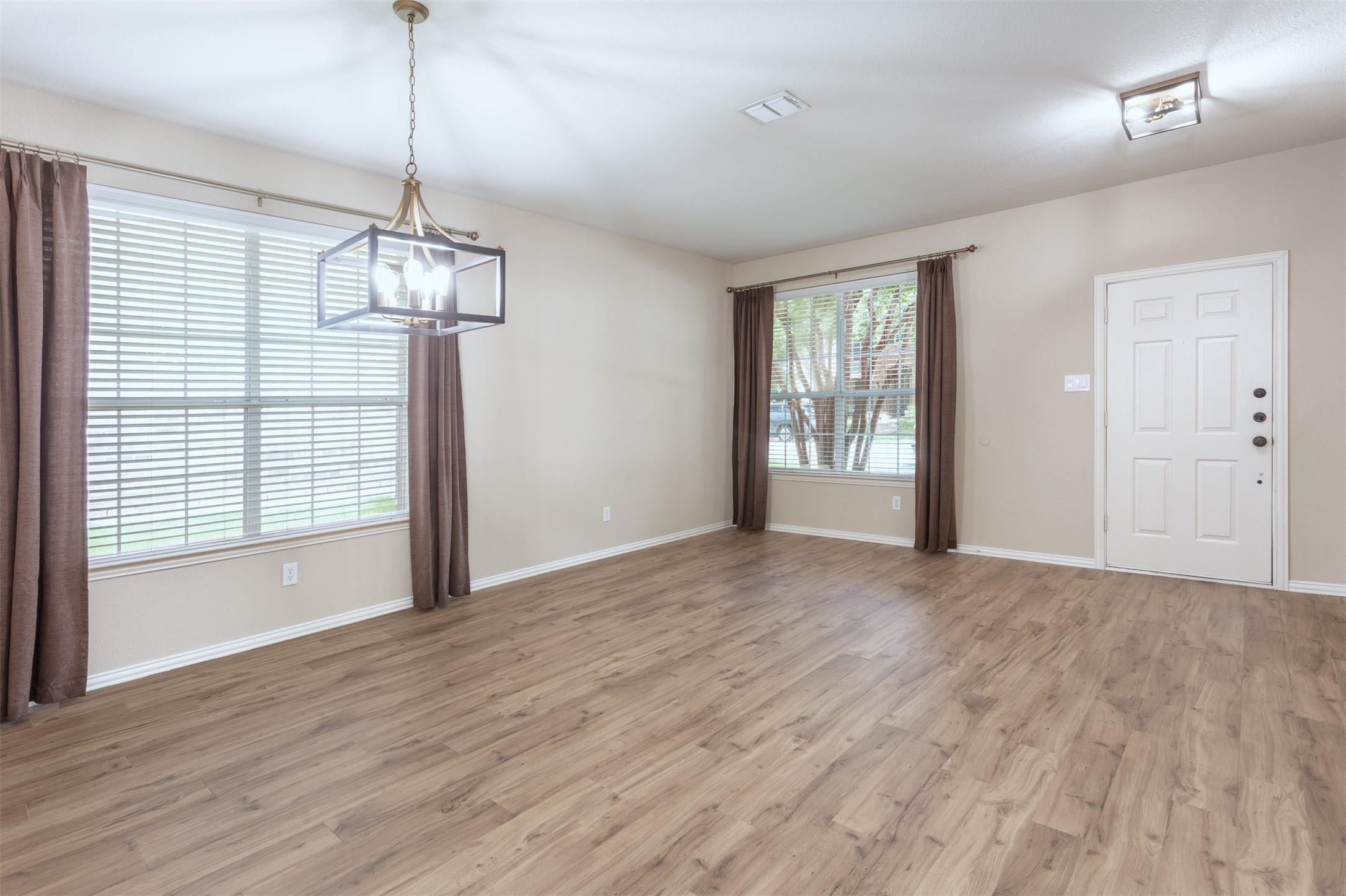 2356 Jaguar Drive Frisco TX 75033