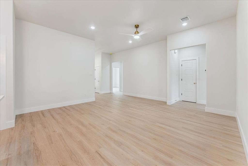 225 West Place White Settlement TX 76108