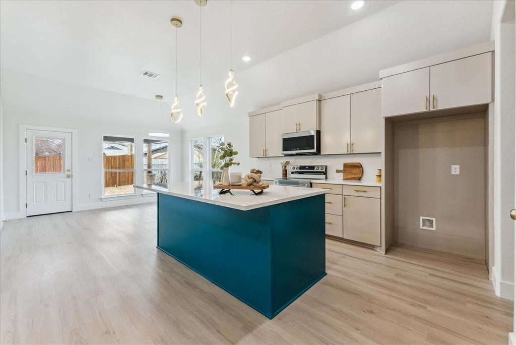 225 West Place White Settlement TX 76108