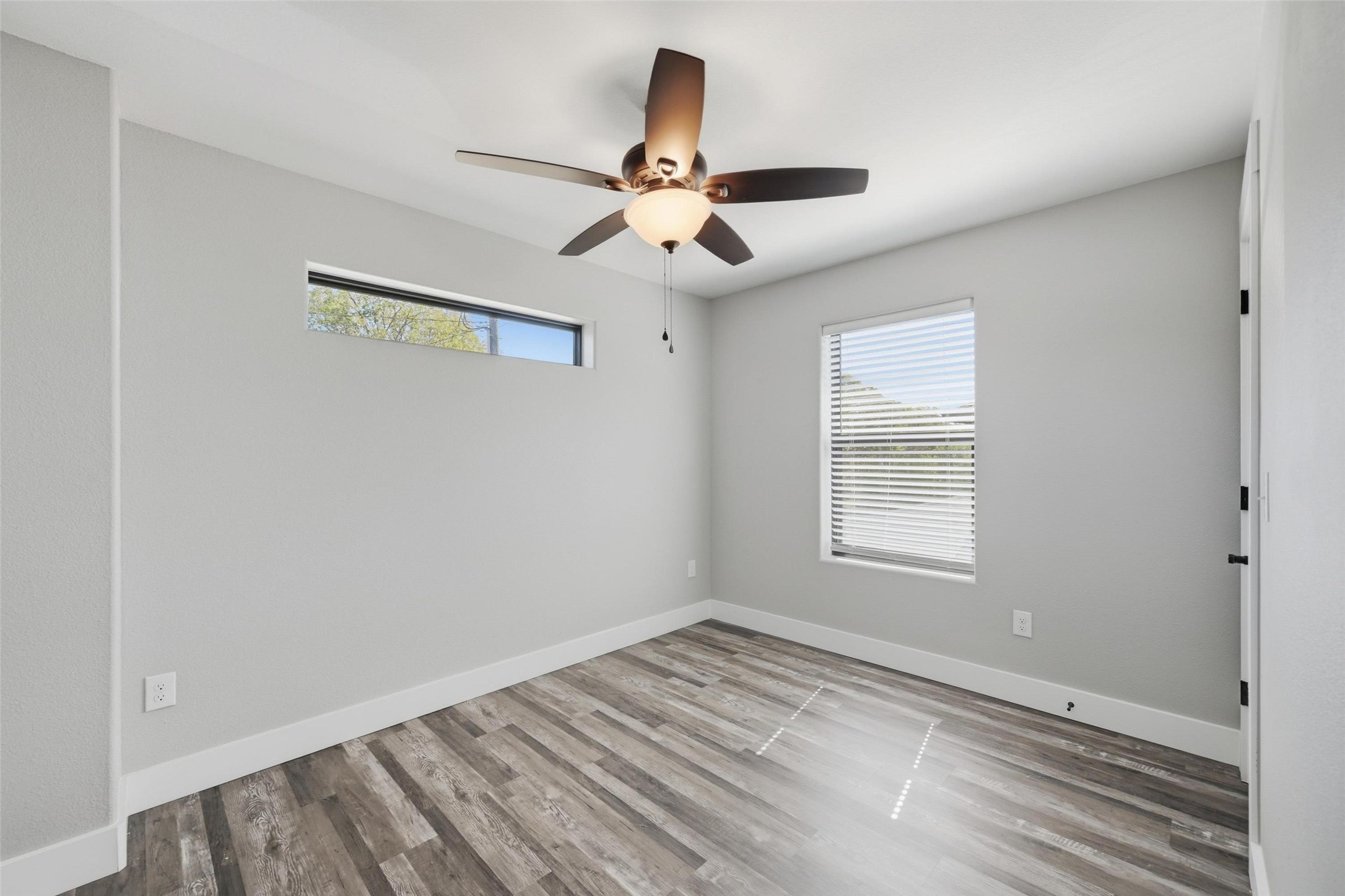 1309 S 5th Avenue Denison TX 75021