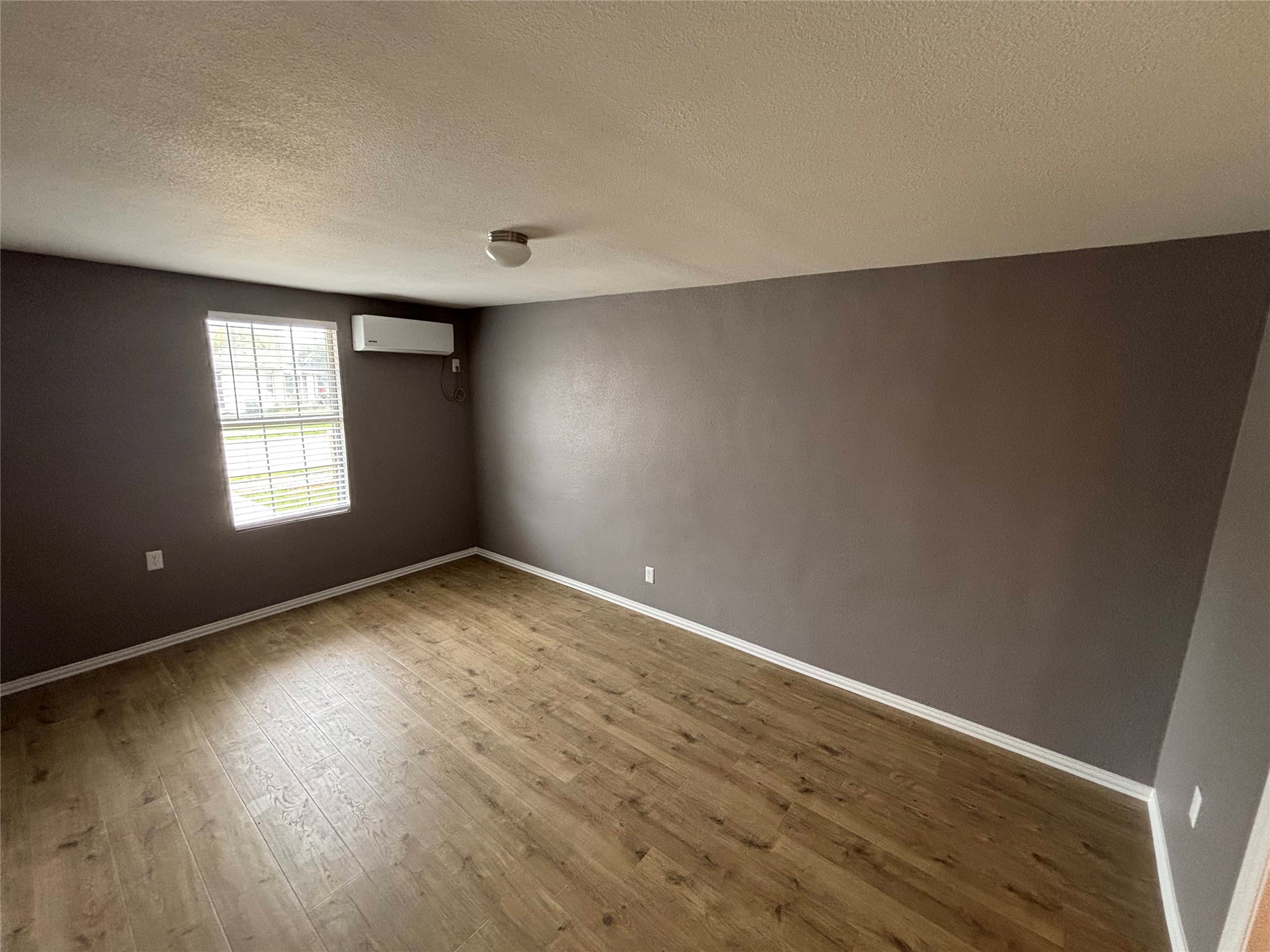 2705 Belzise Terrace Fort Worth TX 76104