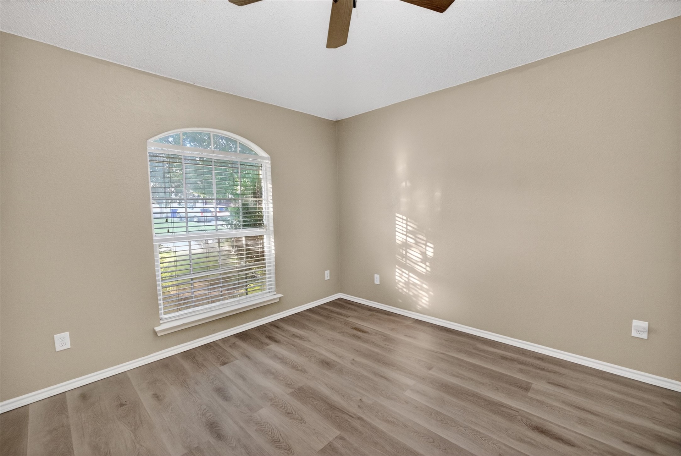 1105 Hidden Glade Drive Mansfield TX 76063