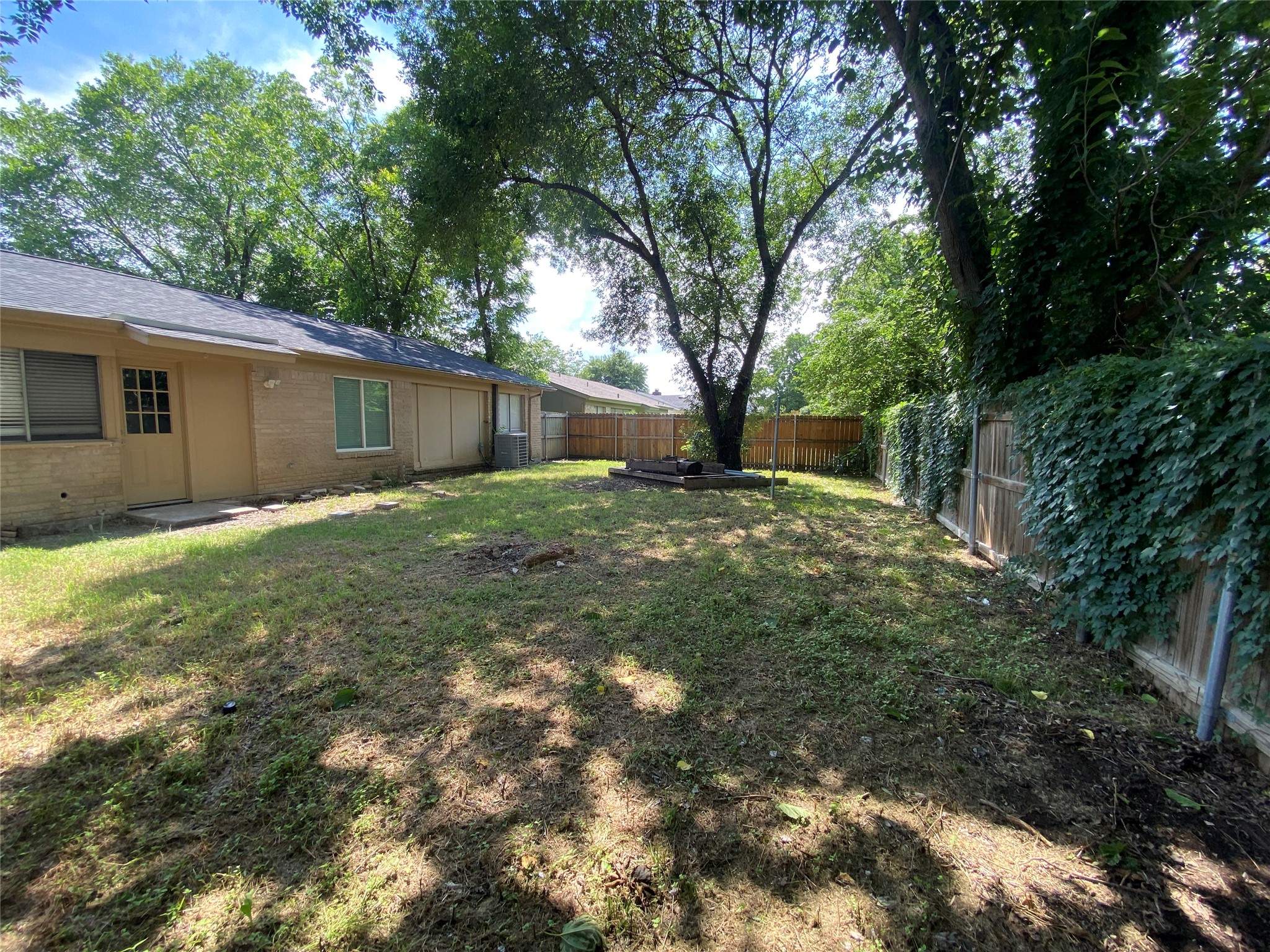 2509 Harbor Trail Irving TX 75060