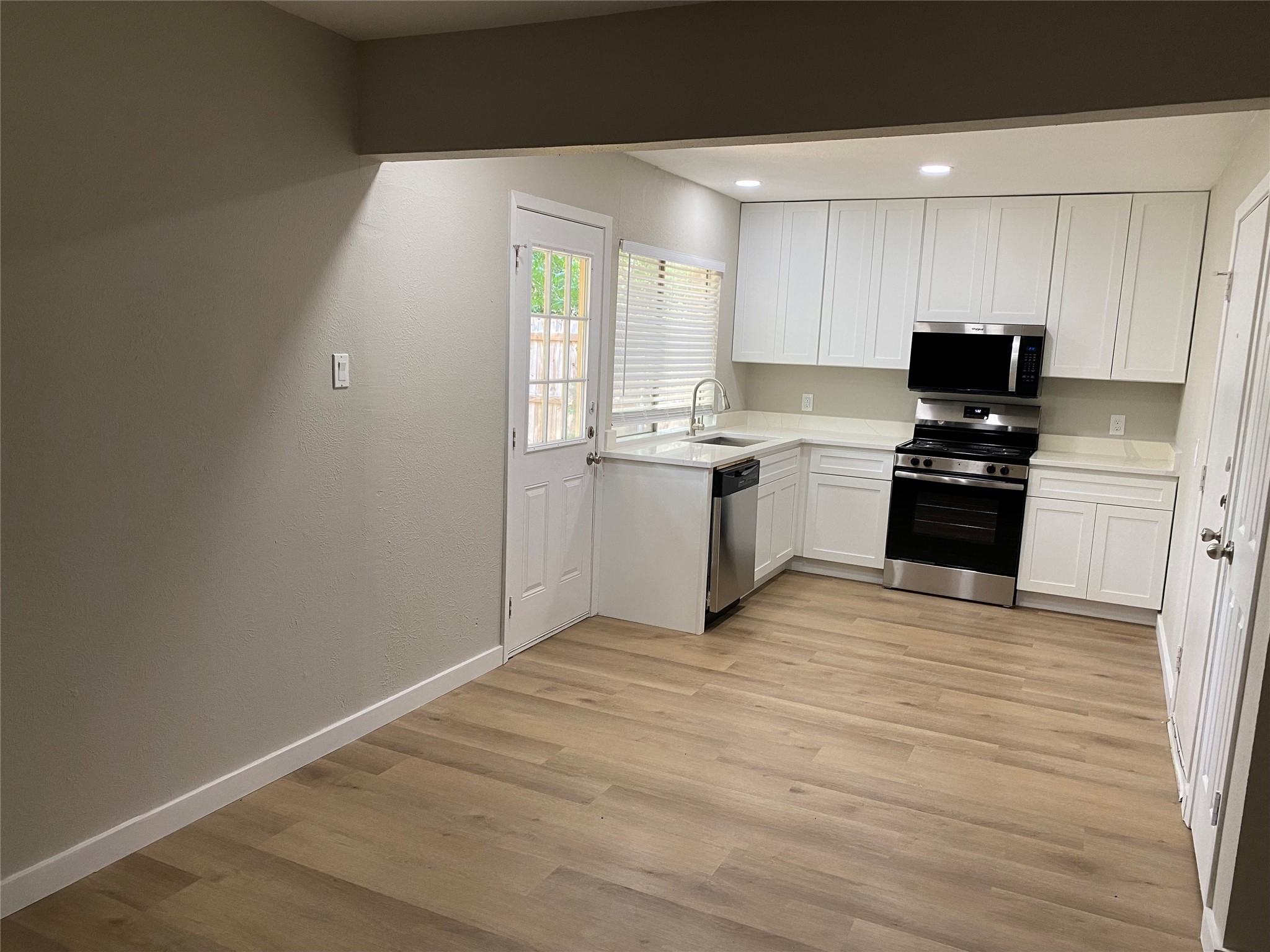 2509 Harbor Trail Irving TX 75060
