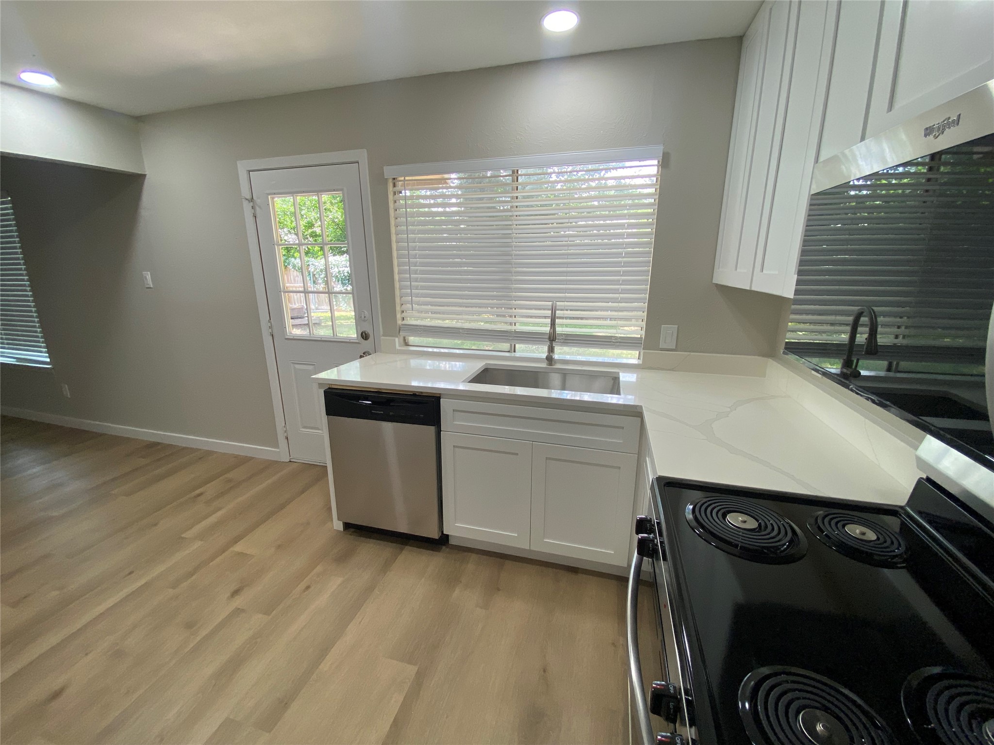 2509 Harbor Trail Irving TX 75060