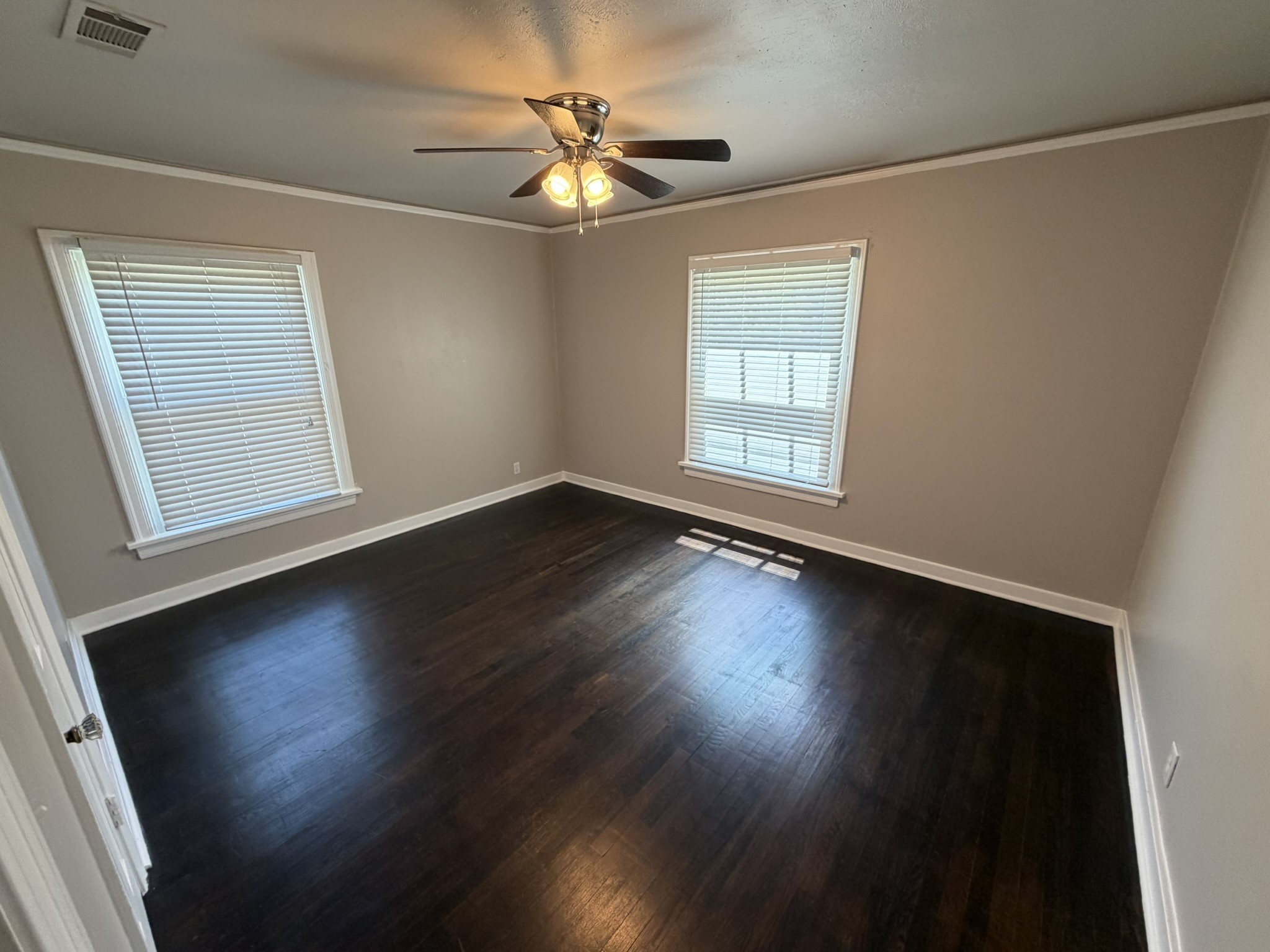 4332 Calmont Avenue Fort Worth TX 76107