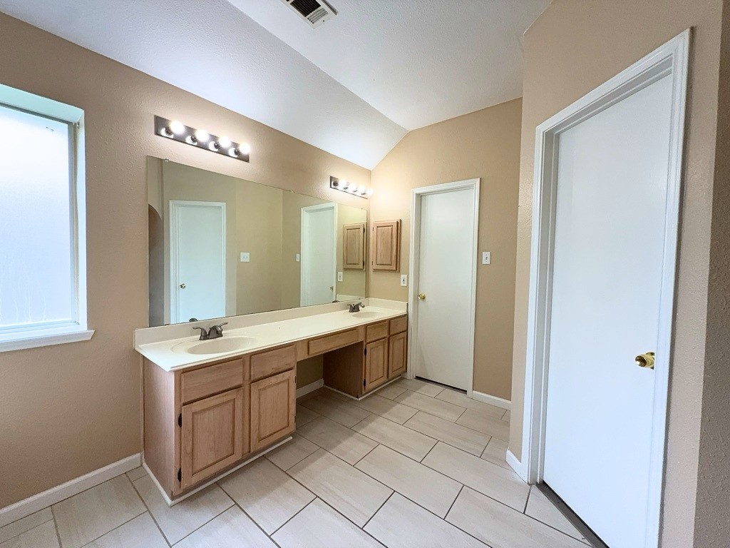 317 Oak Meadow Lane Cedar Hill TX 75104