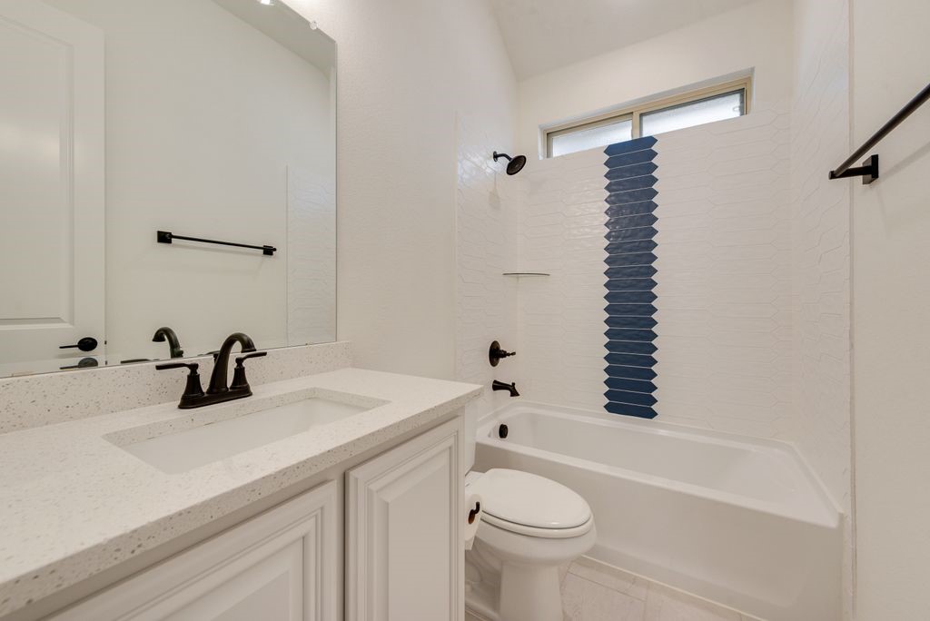 809 Turnbull Avenue Justin TX 76247